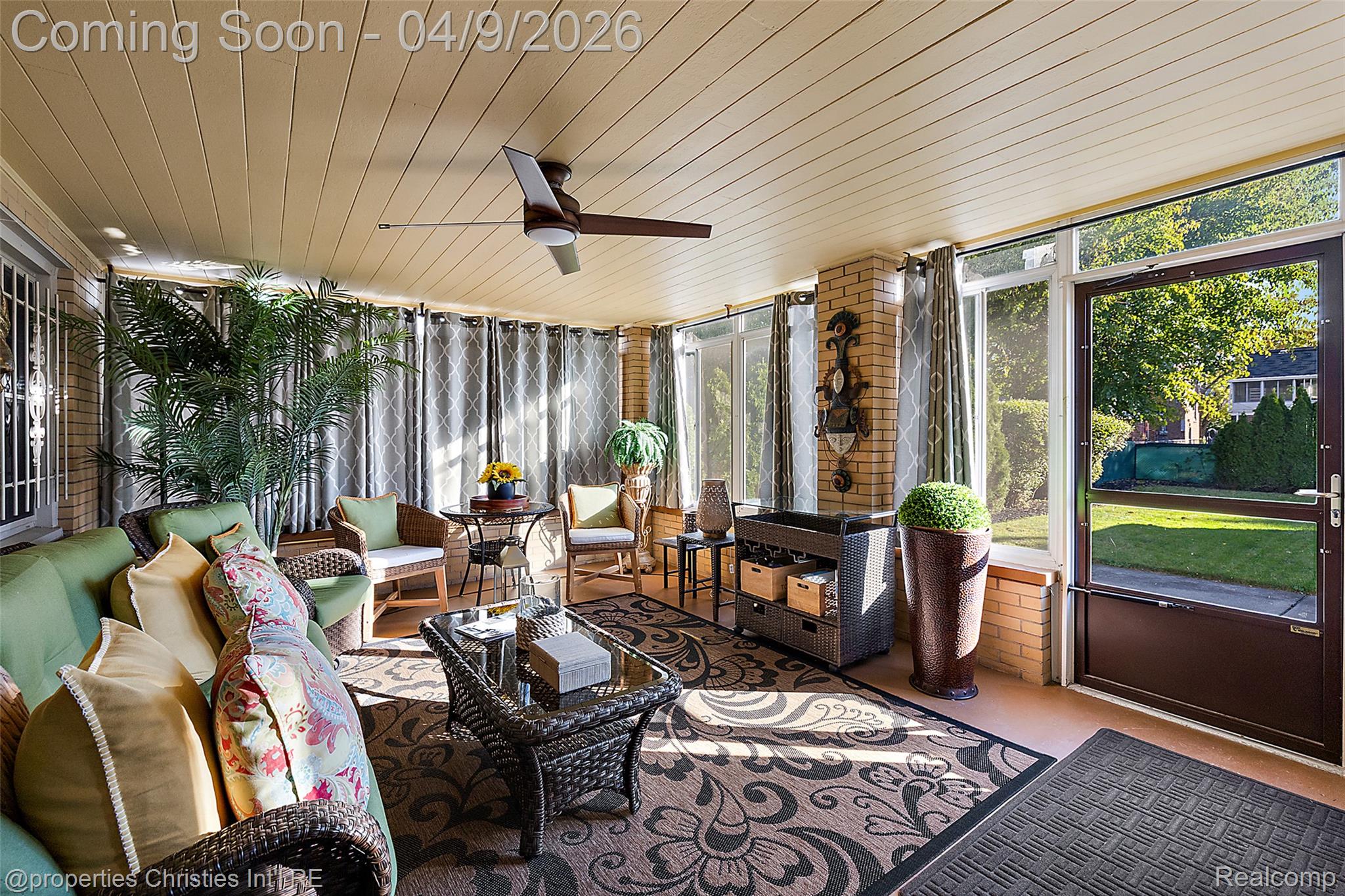 4795 W Outer Drive