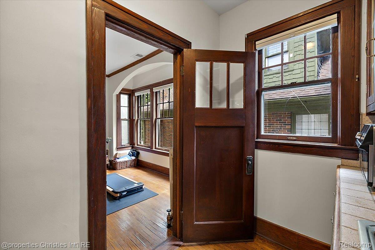 3417 Seminole Street