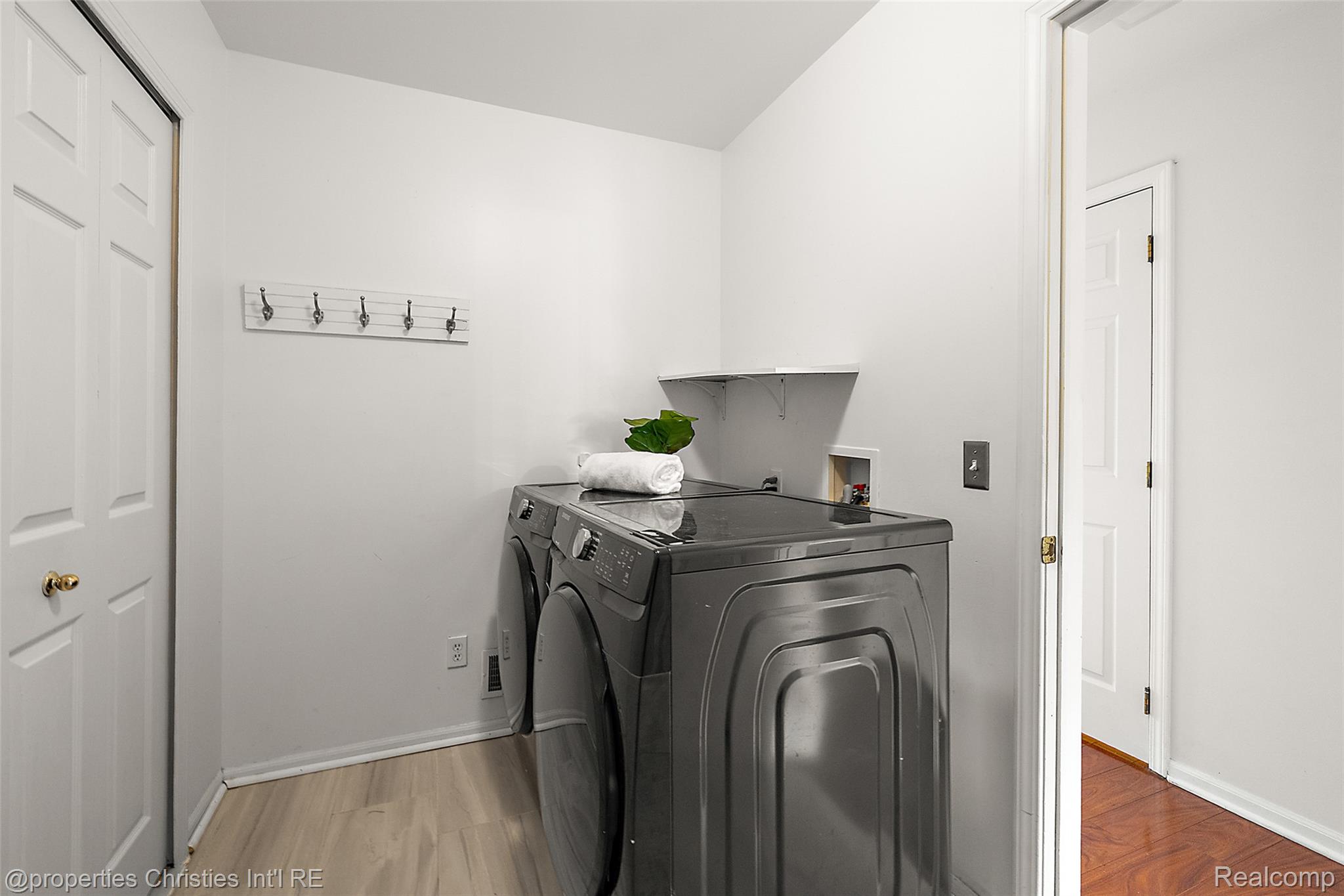 1227 16th Street