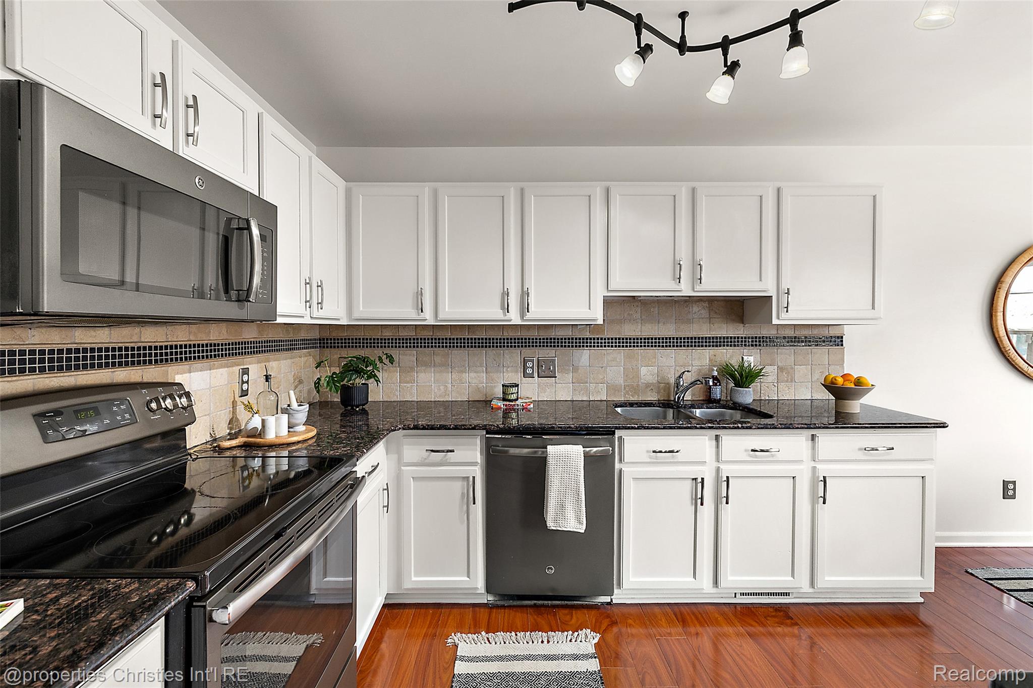 1227 16th Street
