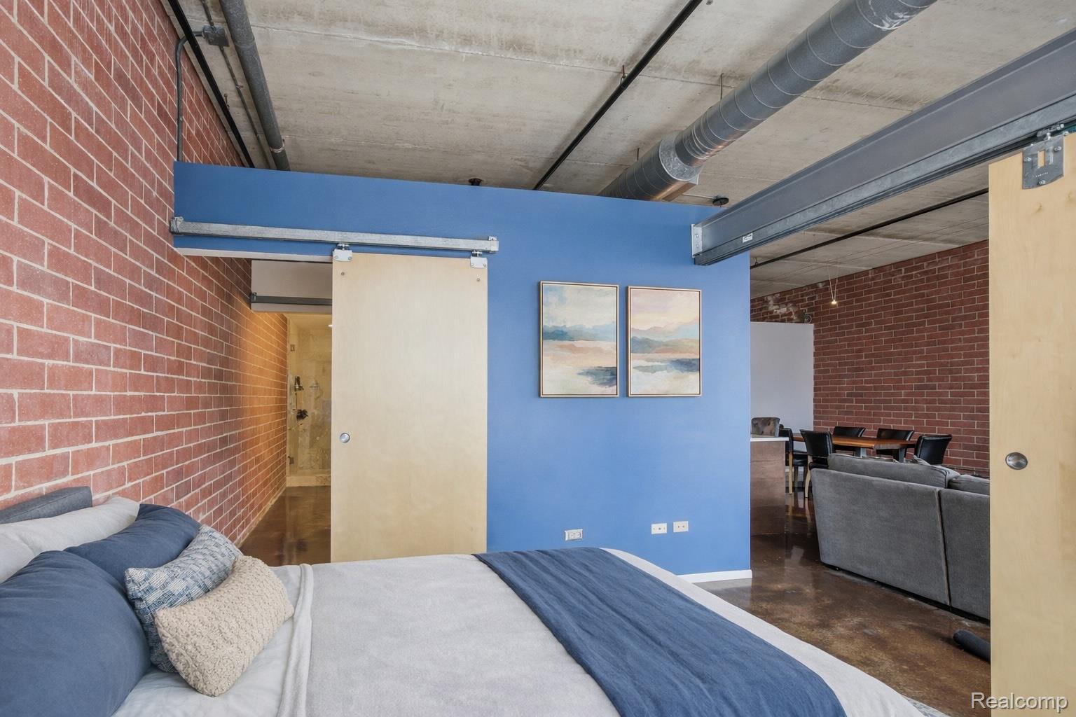 322 E Harrison Avenue 12