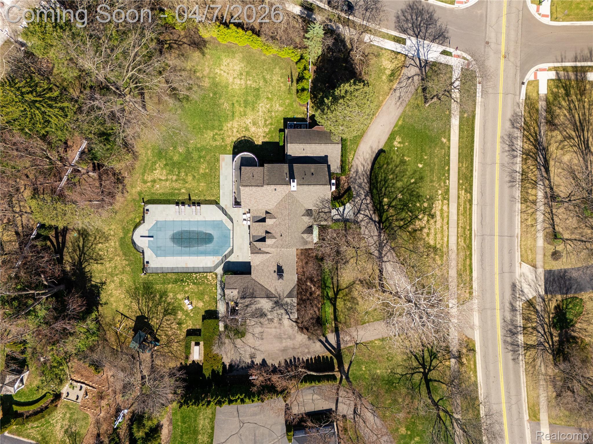 1379 N Cranbrook Road