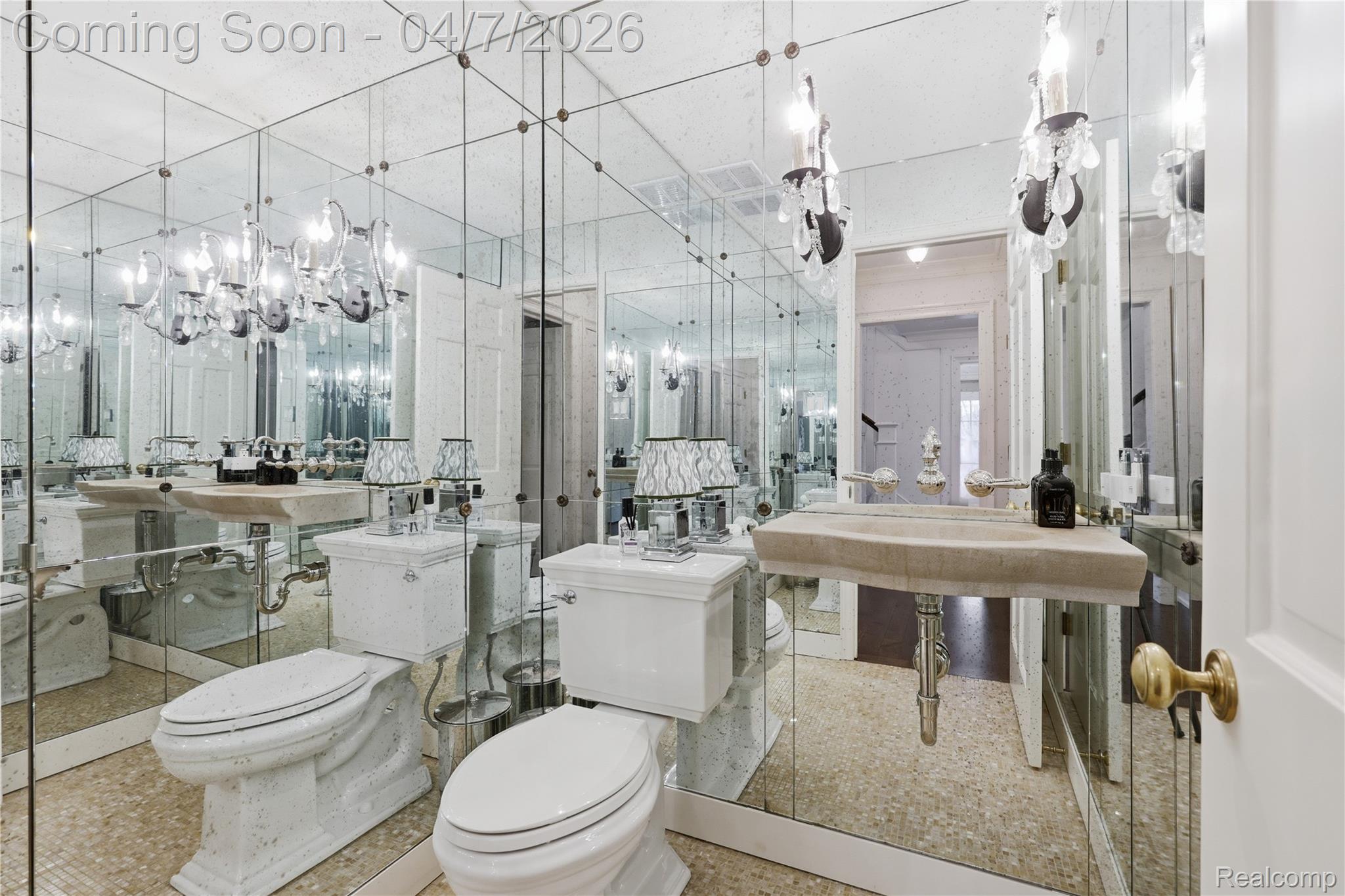 1379 N Cranbrook Road