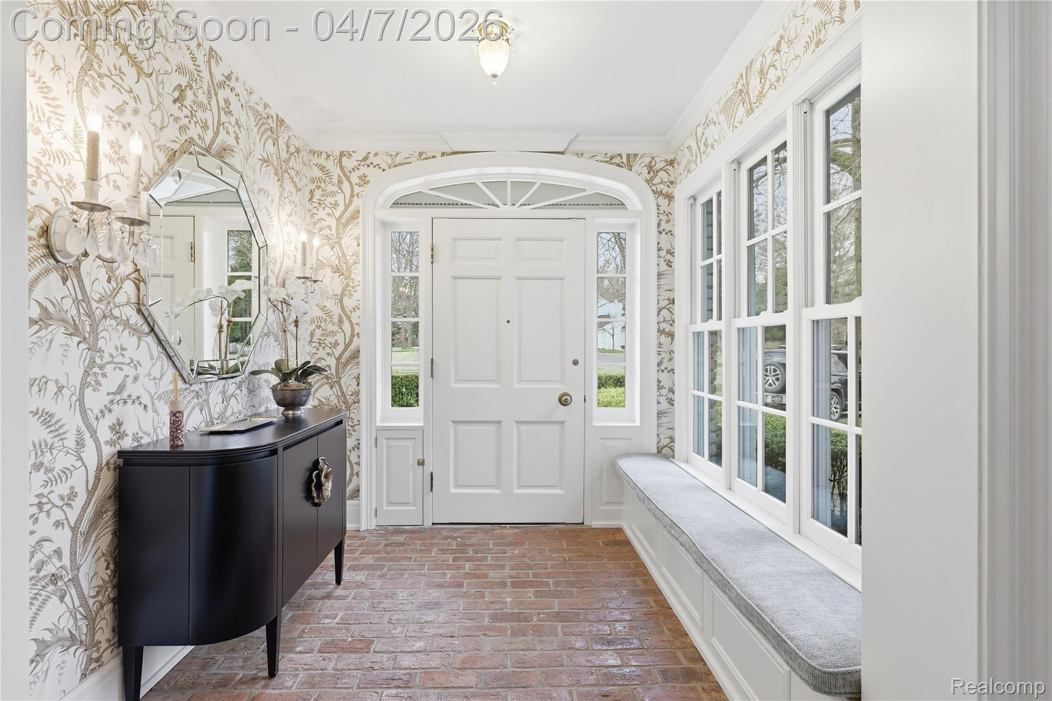 1379 N Cranbrook Road