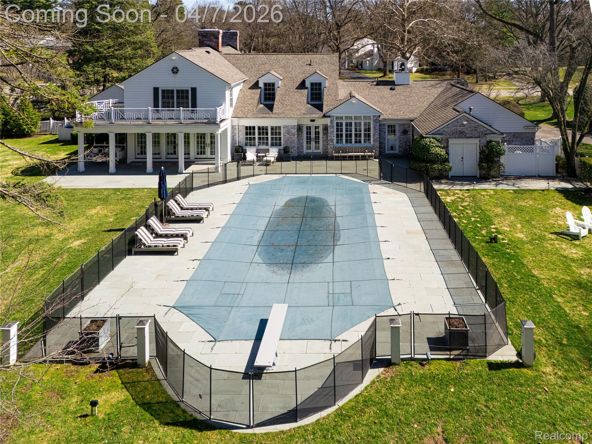 1379 N Cranbrook Road