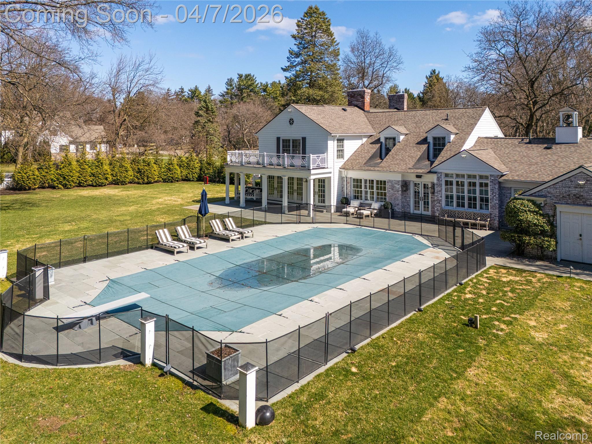 1379 N Cranbrook Road