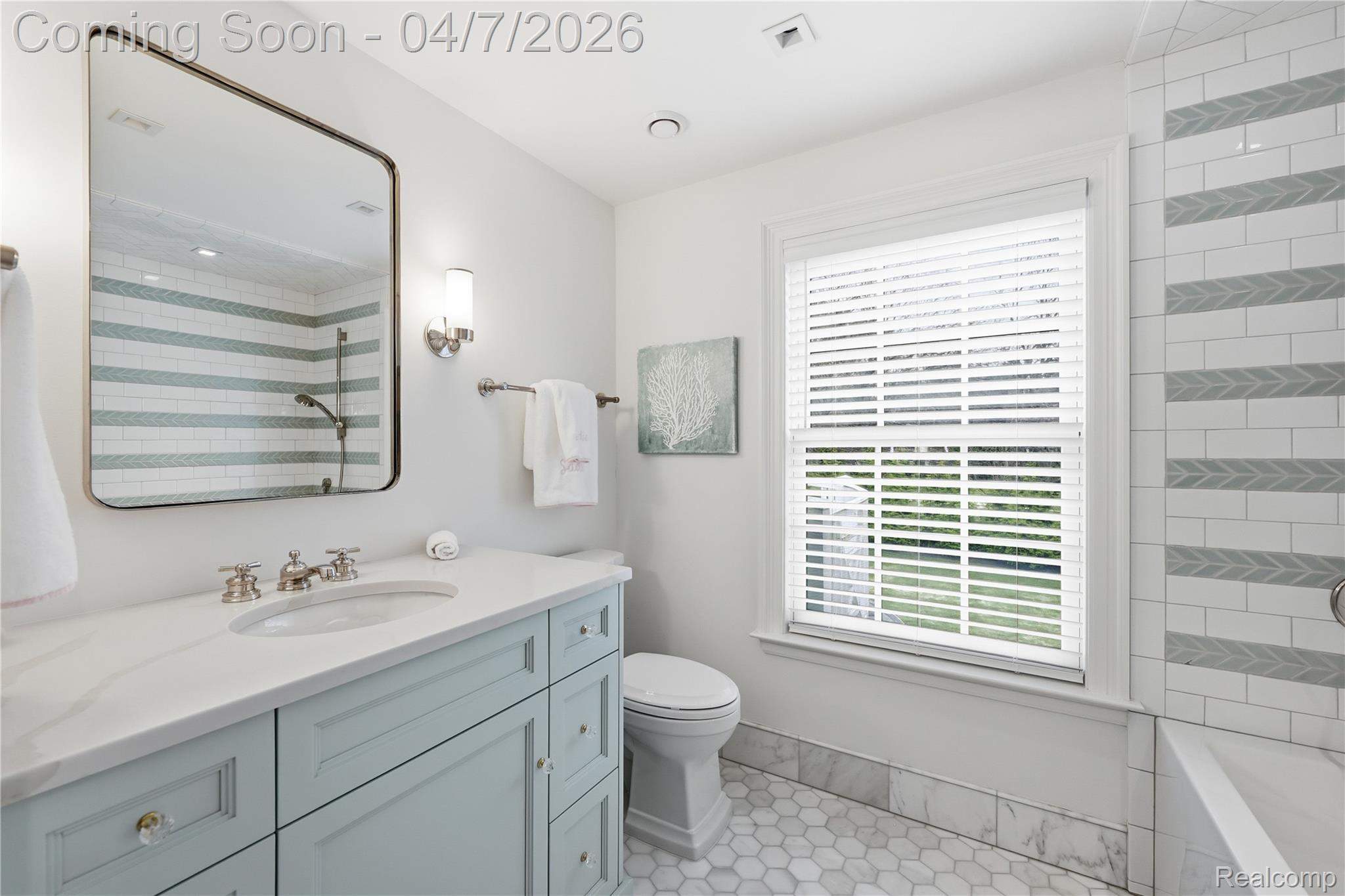 1379 N Cranbrook Road