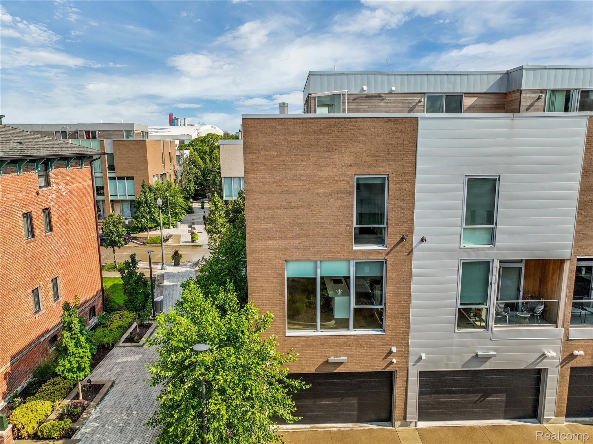 245 Alfred Street