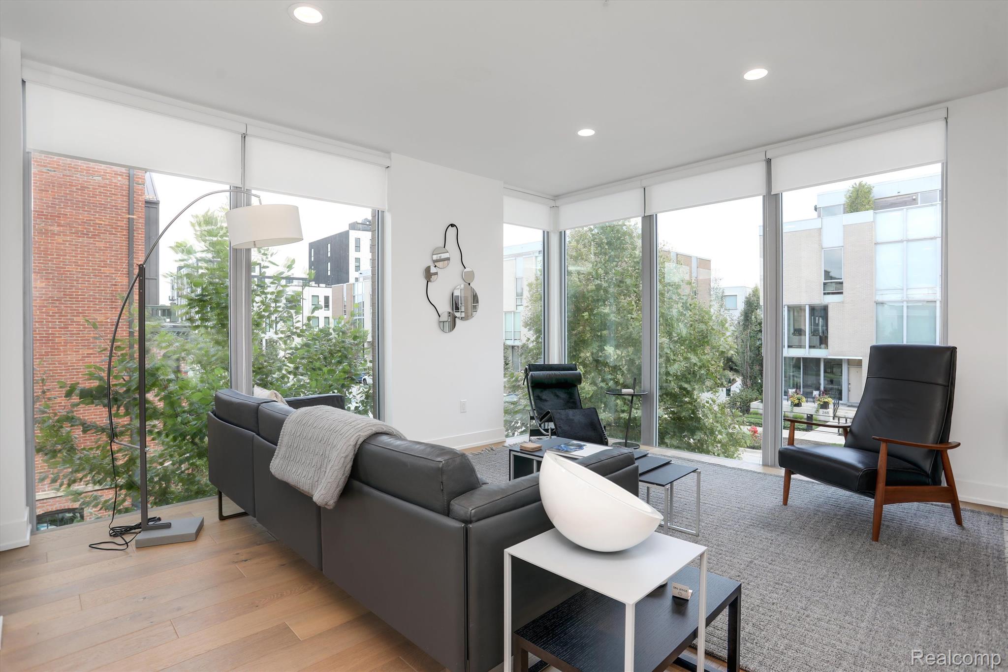 245 Alfred Street