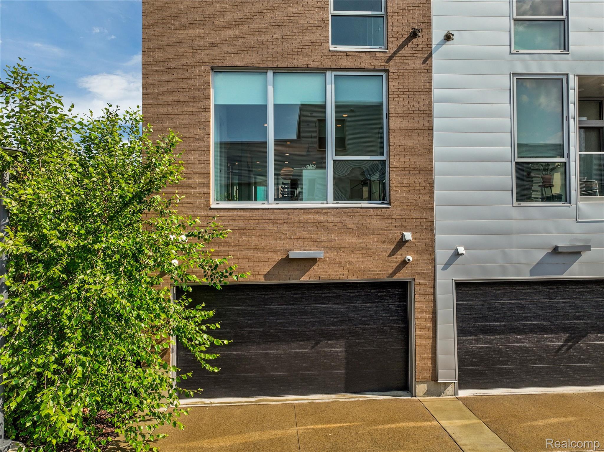 245 Alfred Street