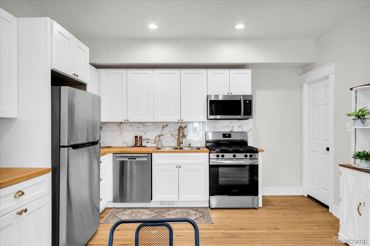 7950 E Lafayette Street