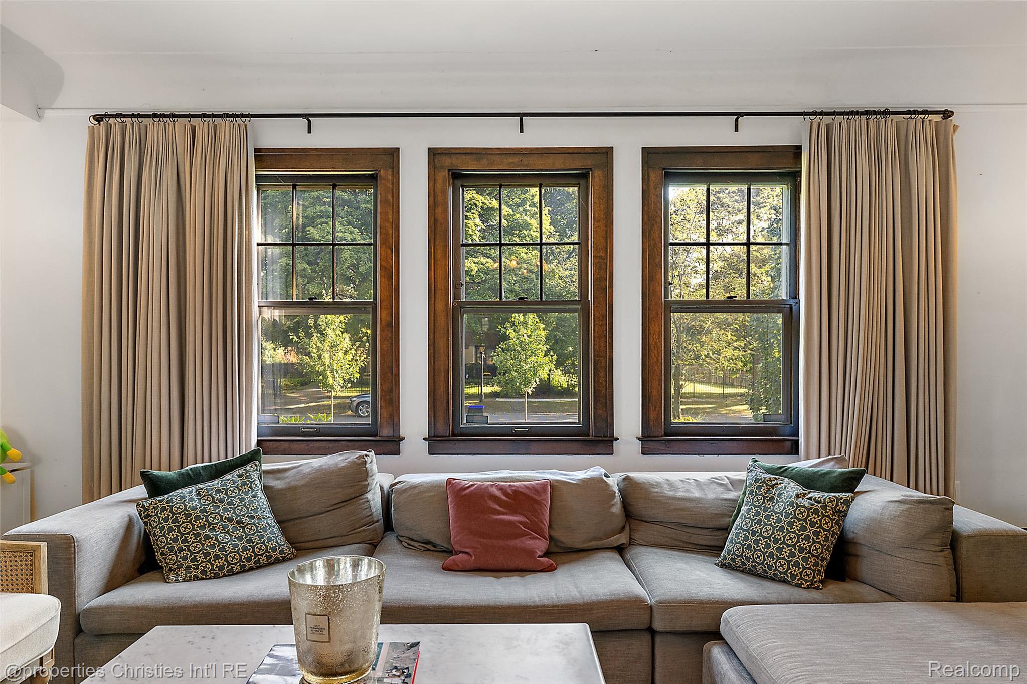 2915 Seminole Street