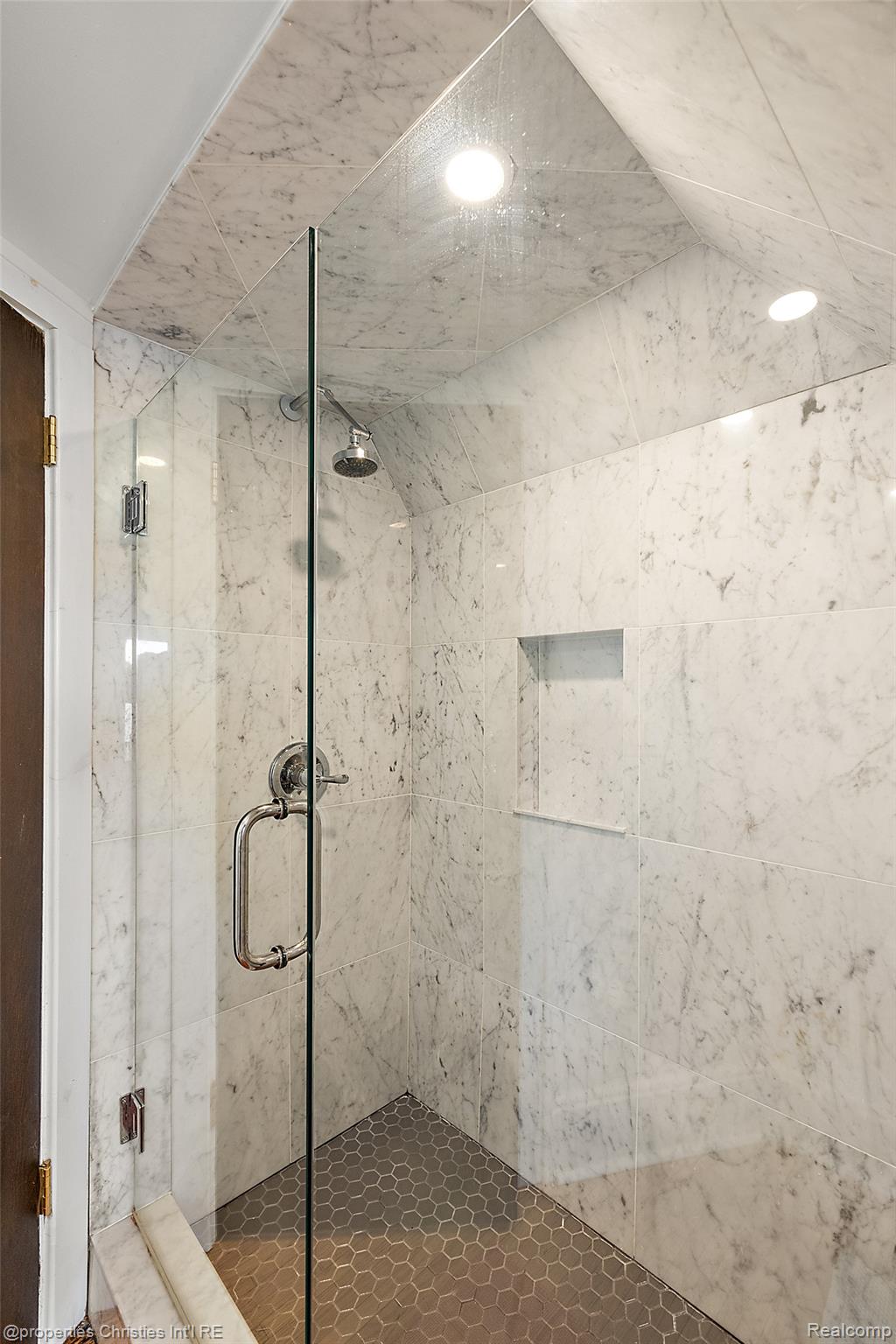 2915 Seminole Street