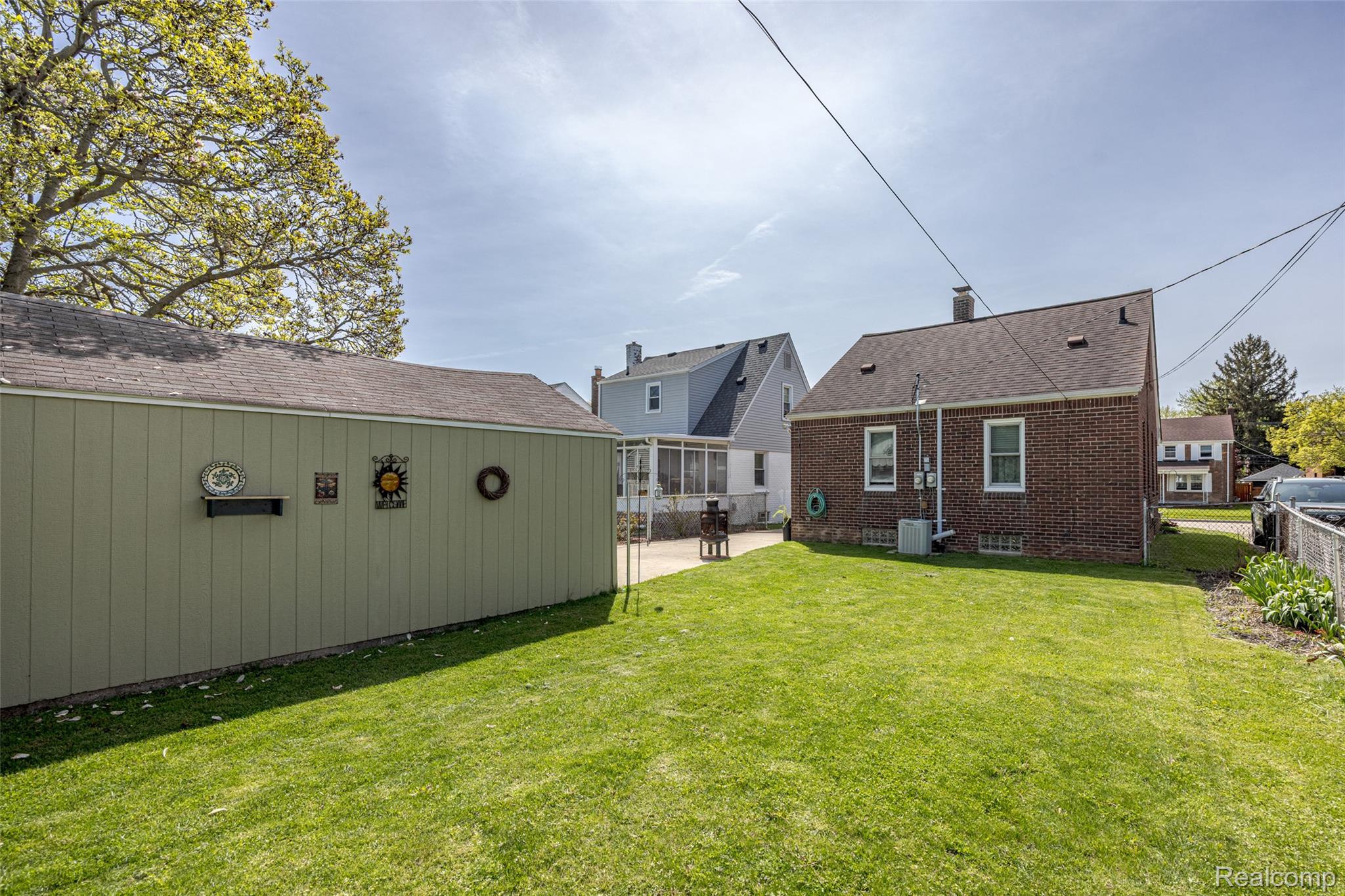 13152 Superior Street