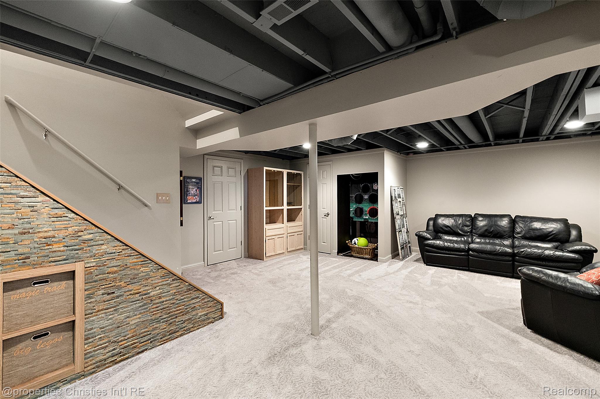 42967 Brookstone Drive