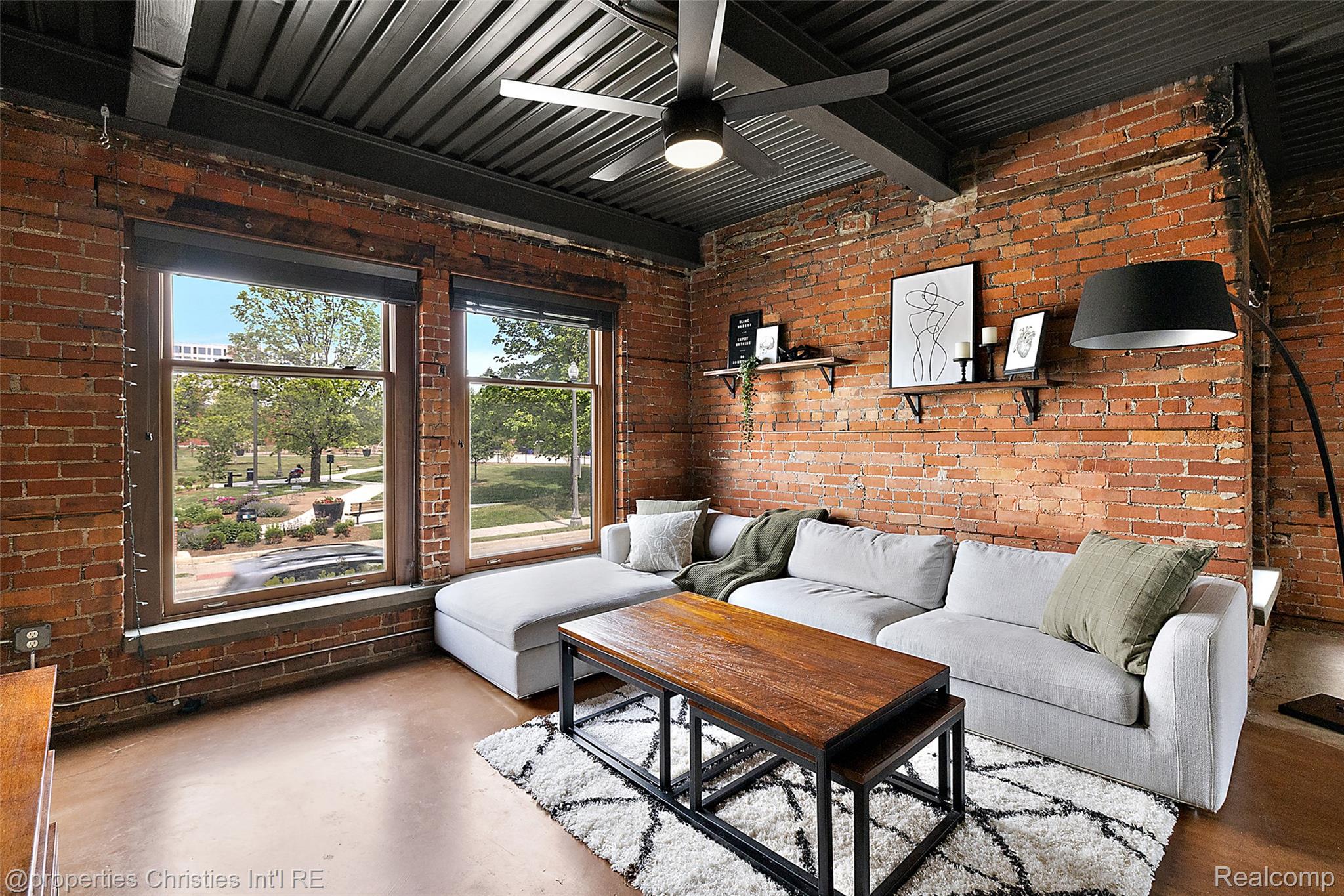 112 Watson Street 24