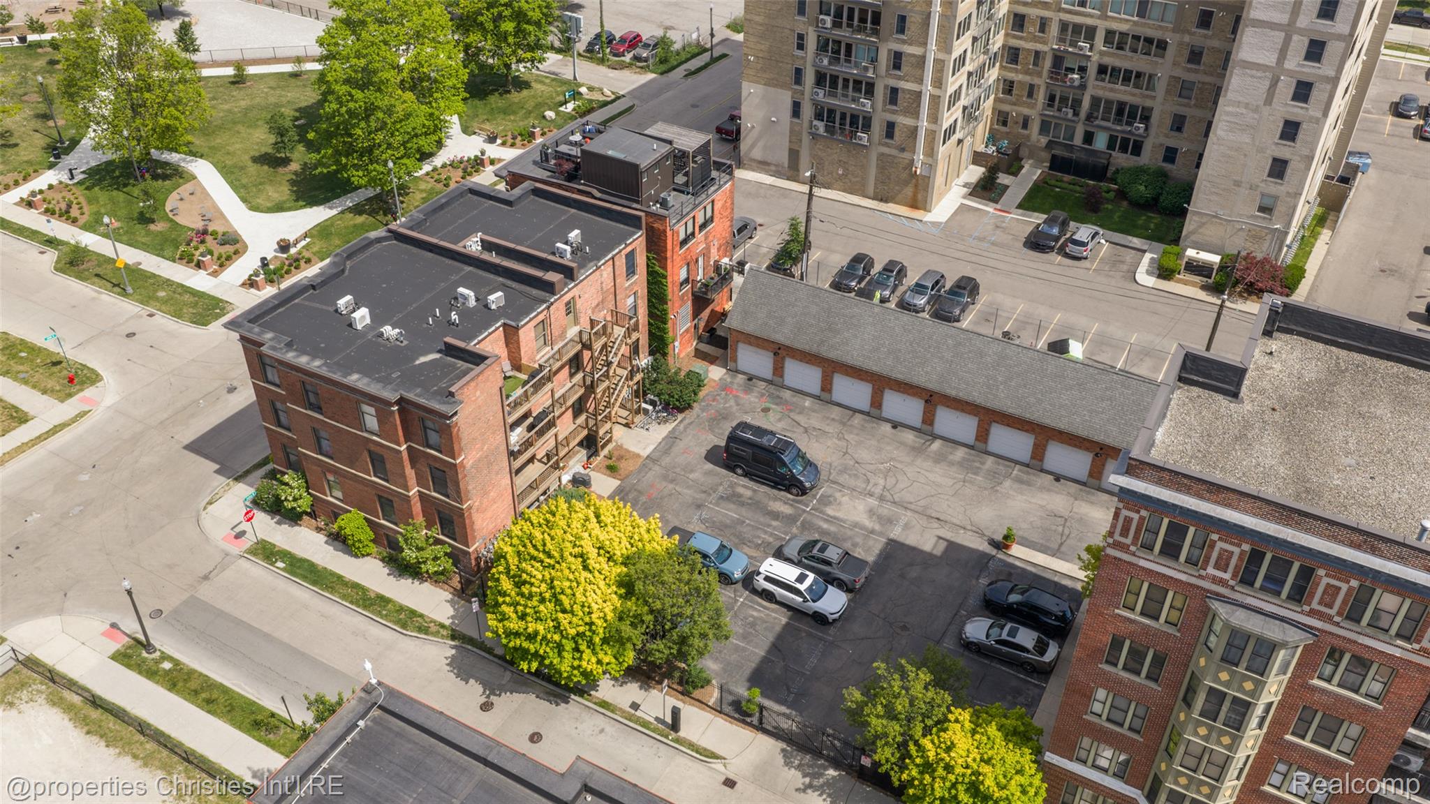 112 Watson Street 24