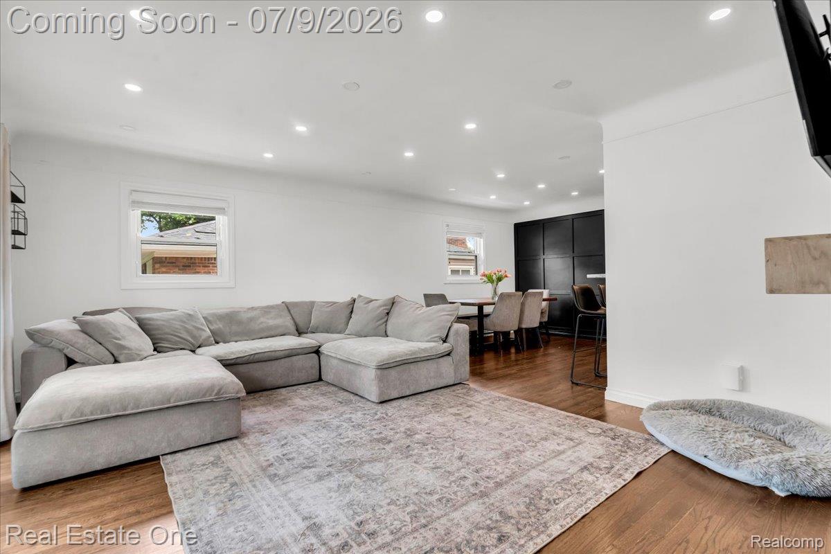 1511 S Wilson Avenue