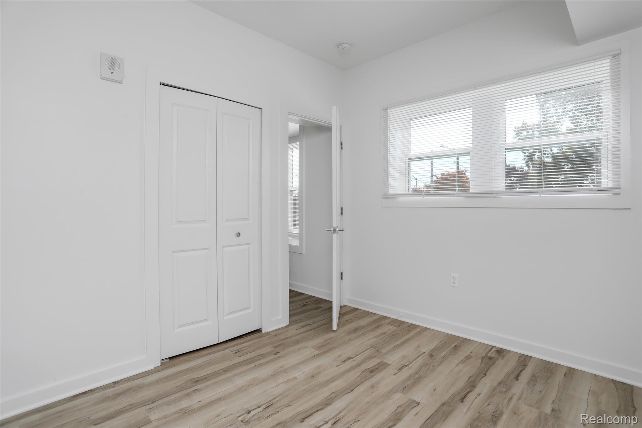 799 E Grand Boulevard Unit: 8