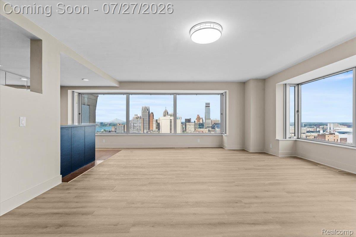 1300 E Lafayette Street Unit: 2810-12