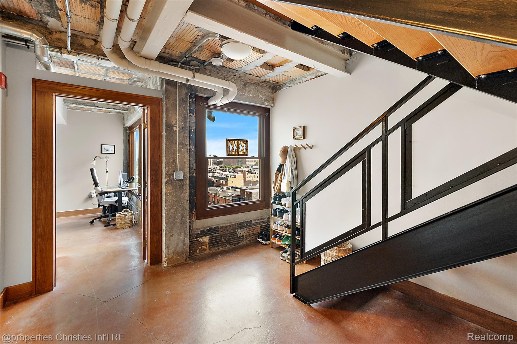 2915 John R Street Unit: 710
