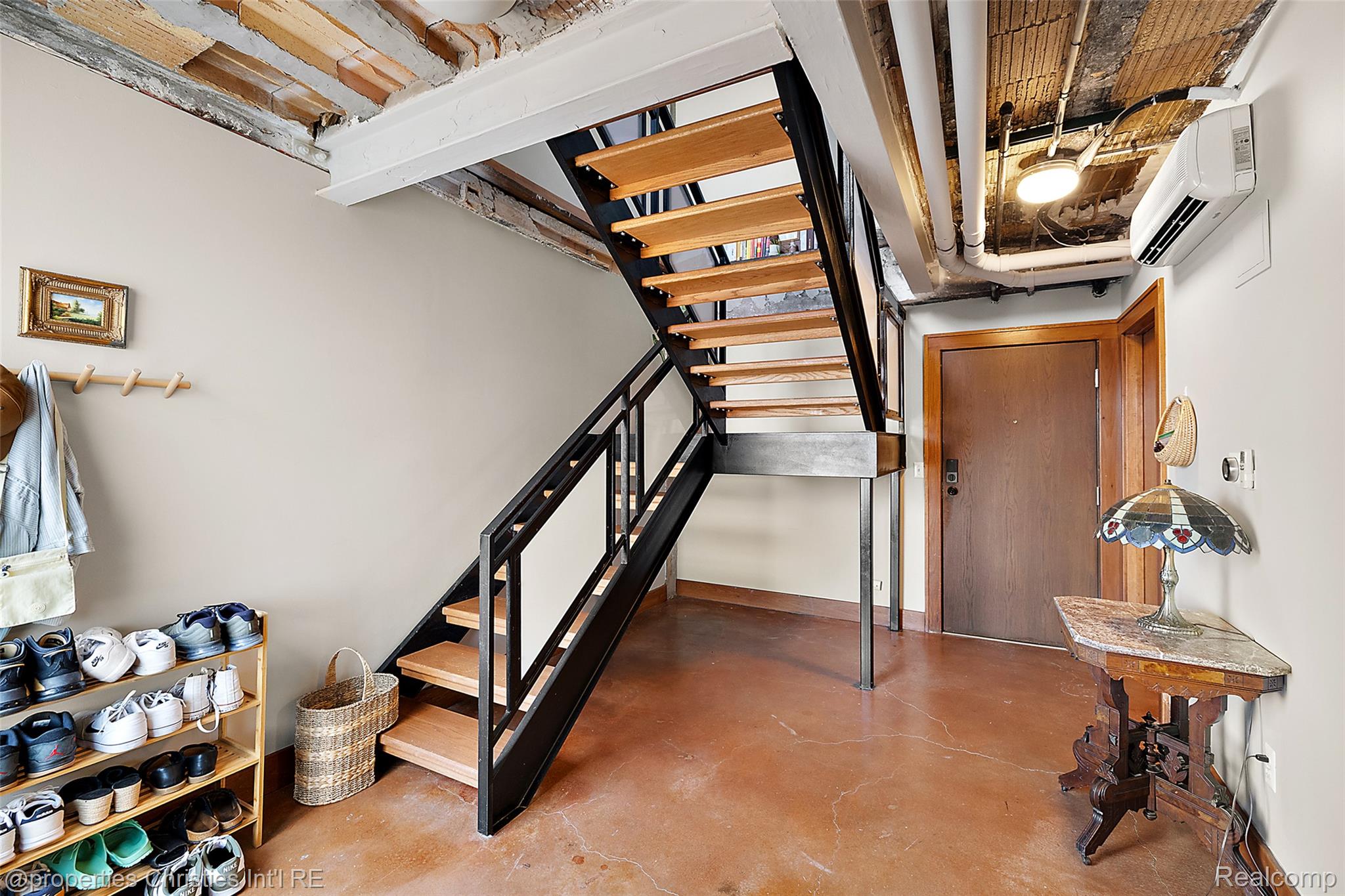 2915 John R Street Unit: 710