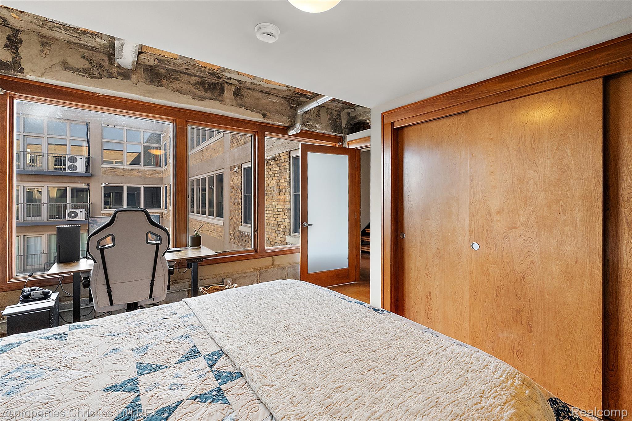 2915 John R Street Unit: 710