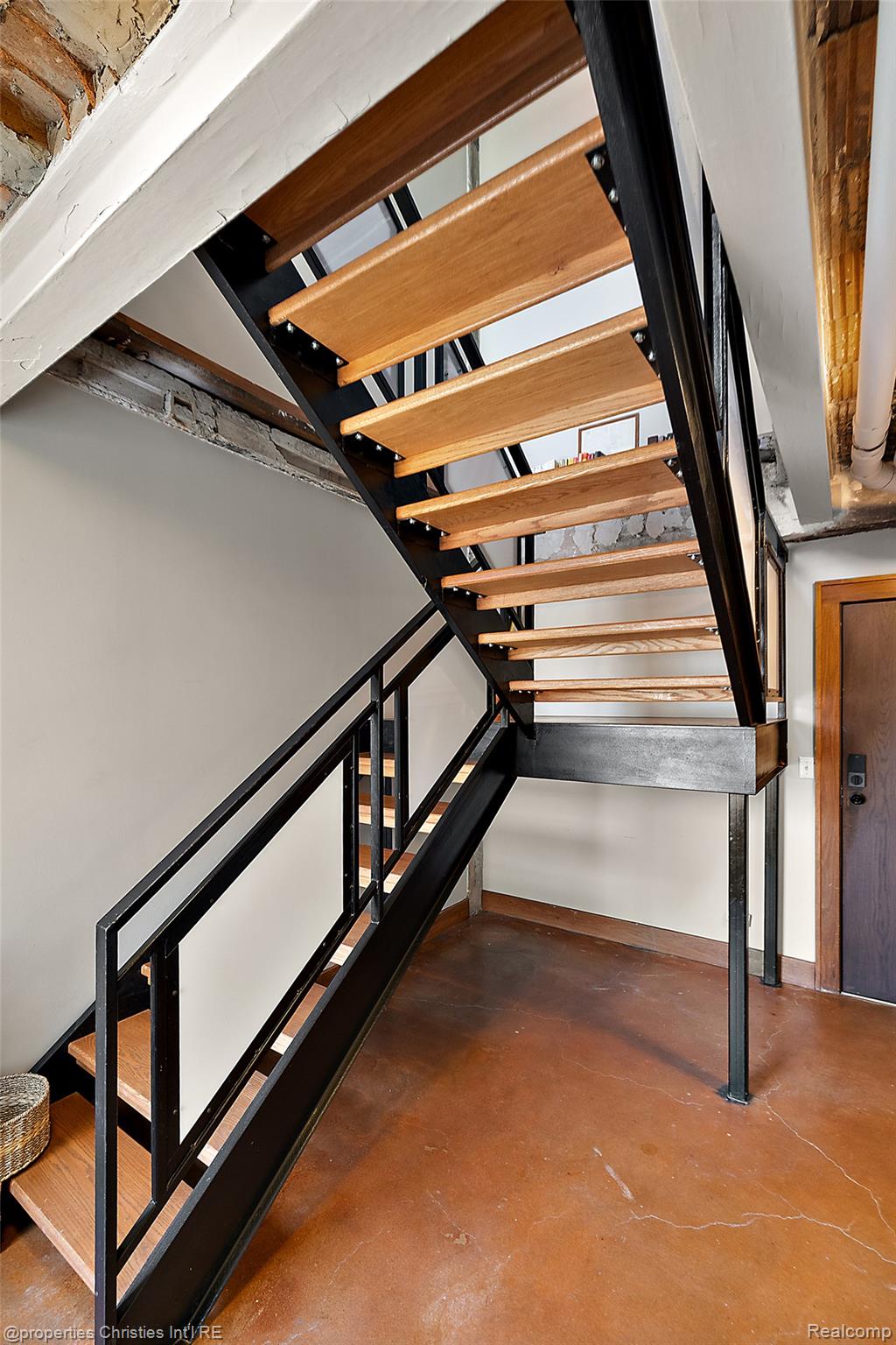 2915 John R Street Unit: 710