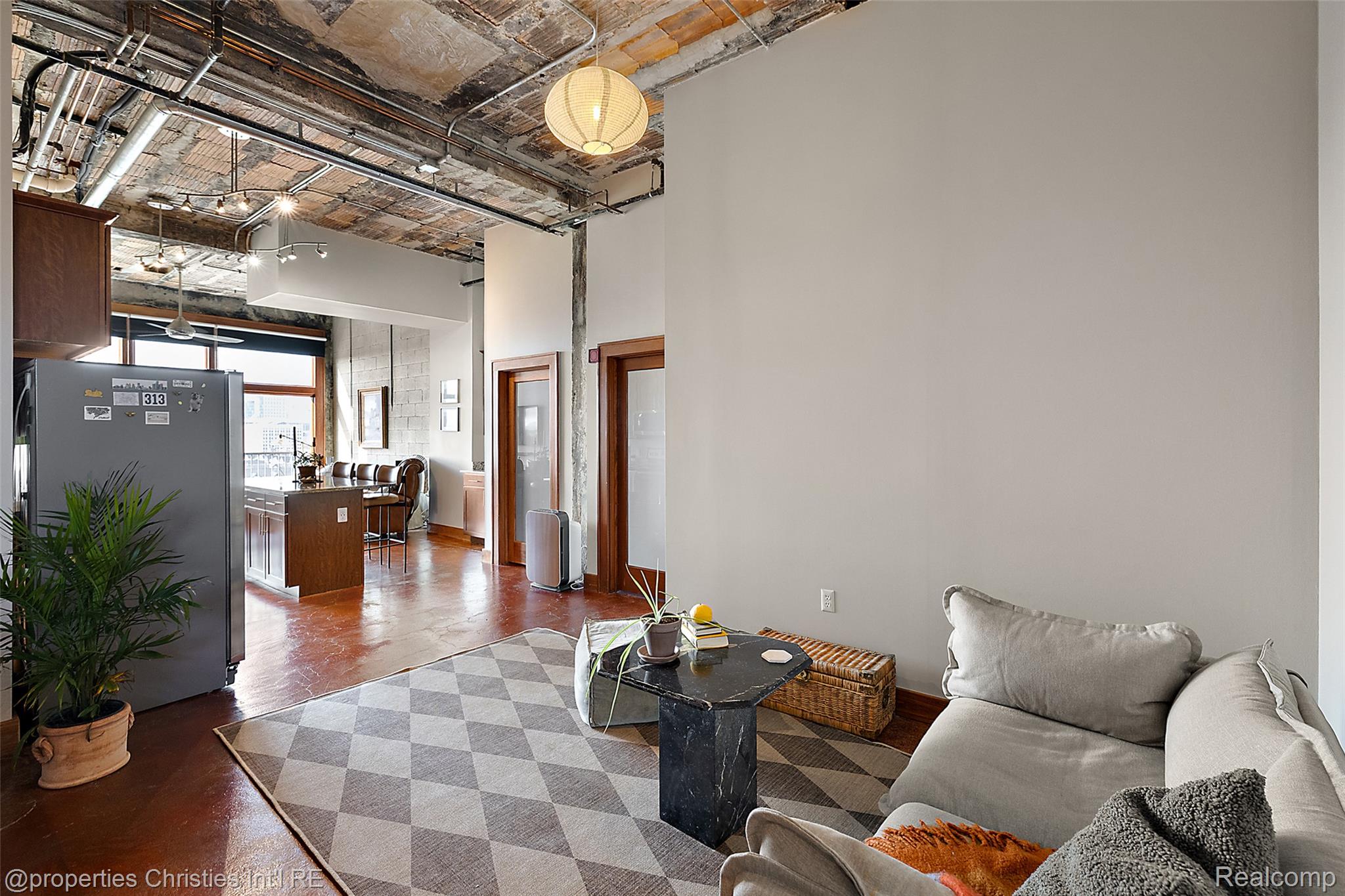 2915 John R Street Unit: 710