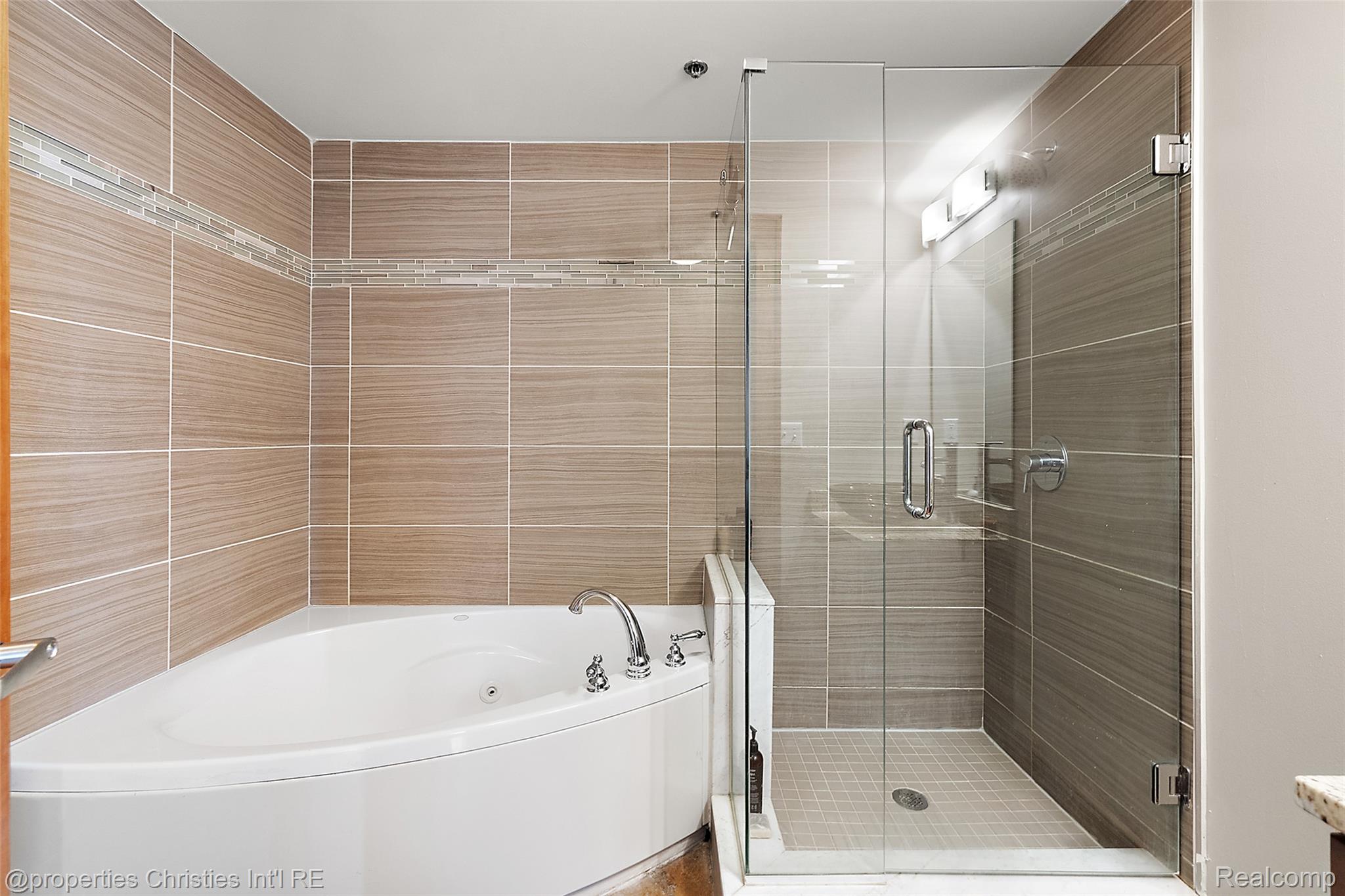 2915 John R Street Unit: 710