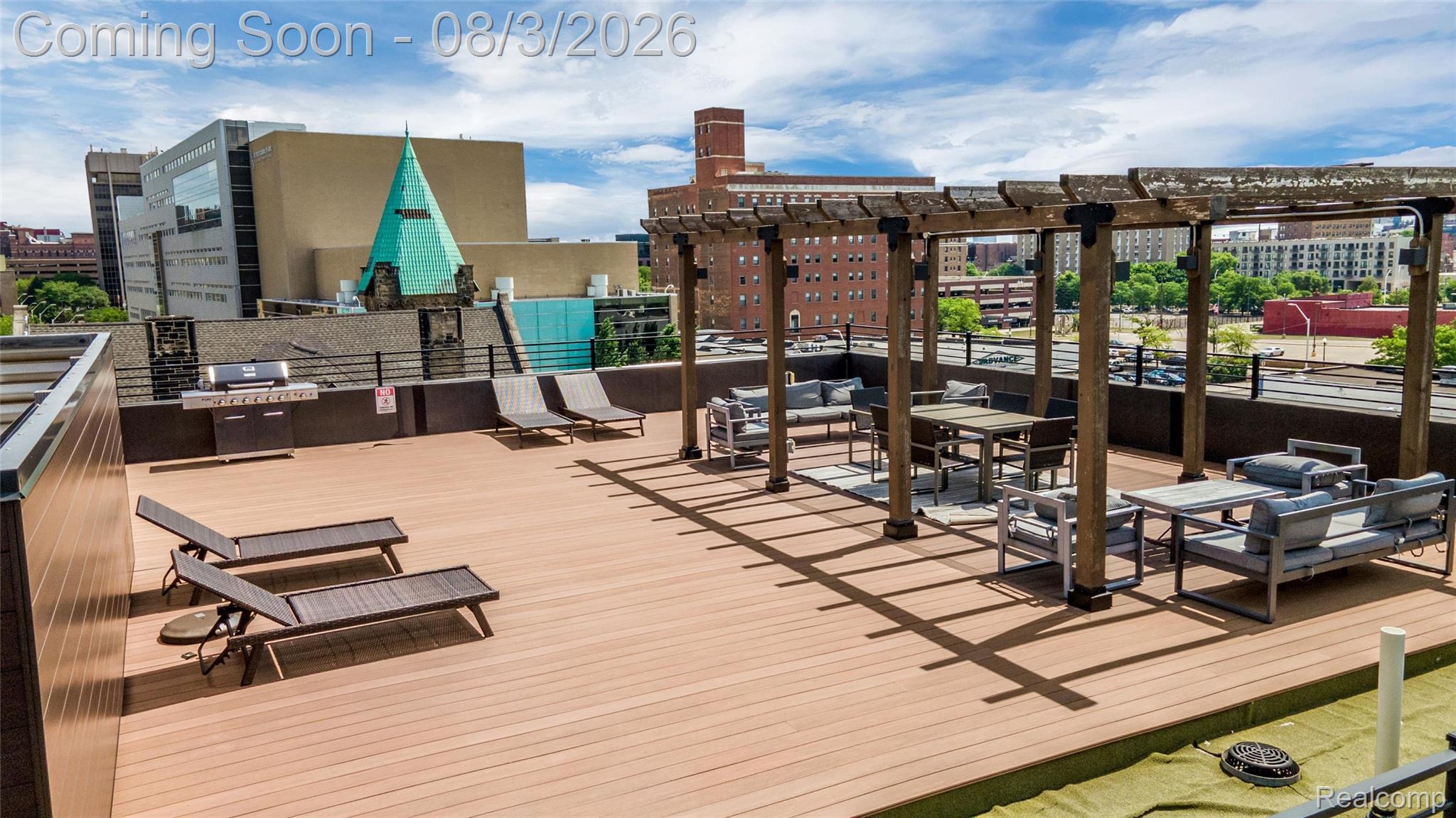438 Selden Street Unit: 202
