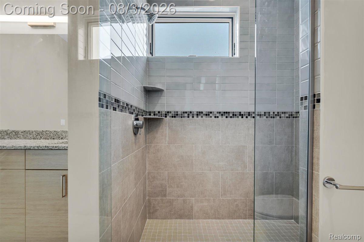 438 Selden Street Unit: 202