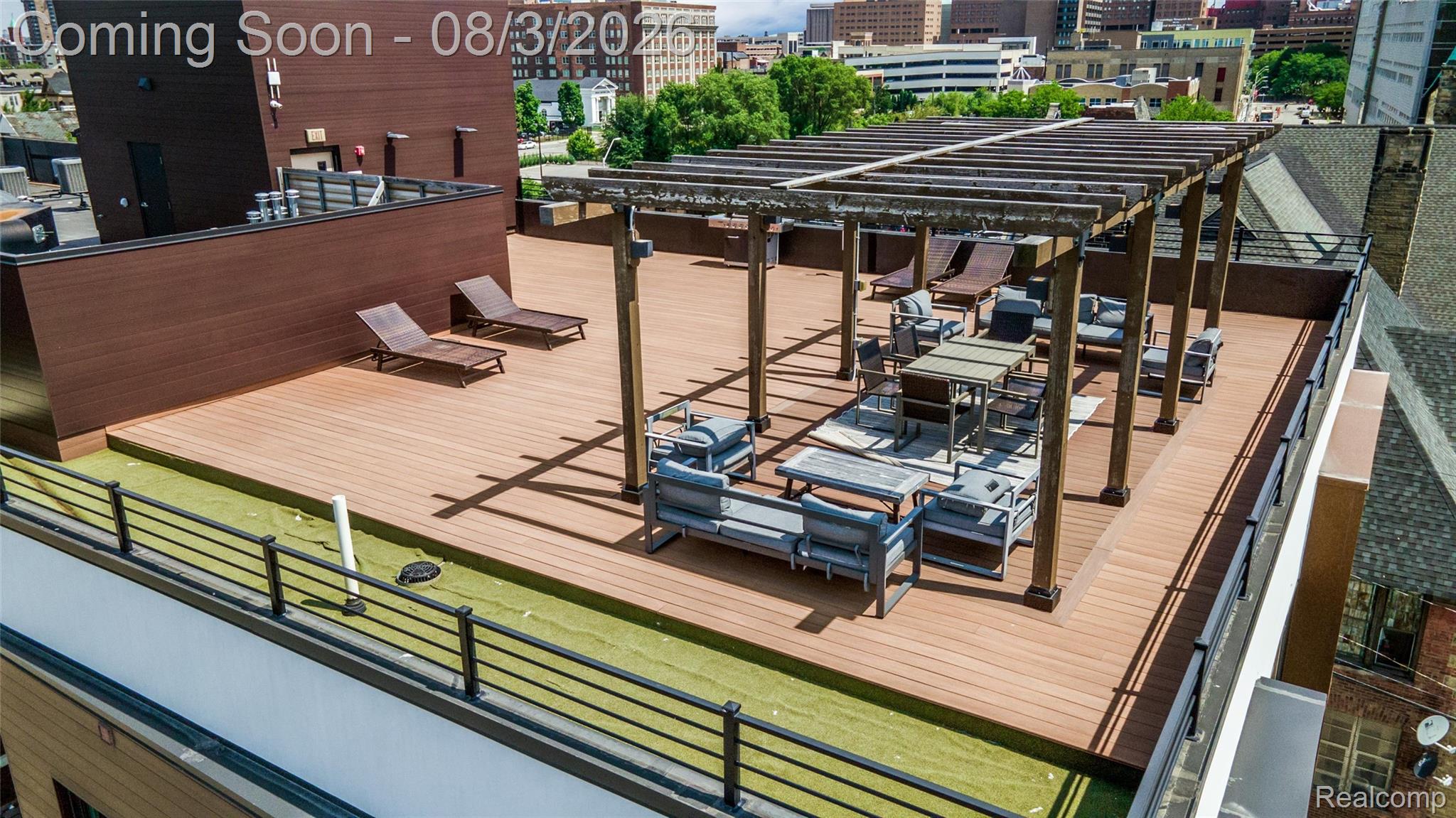 438 Selden Street Unit: 202
