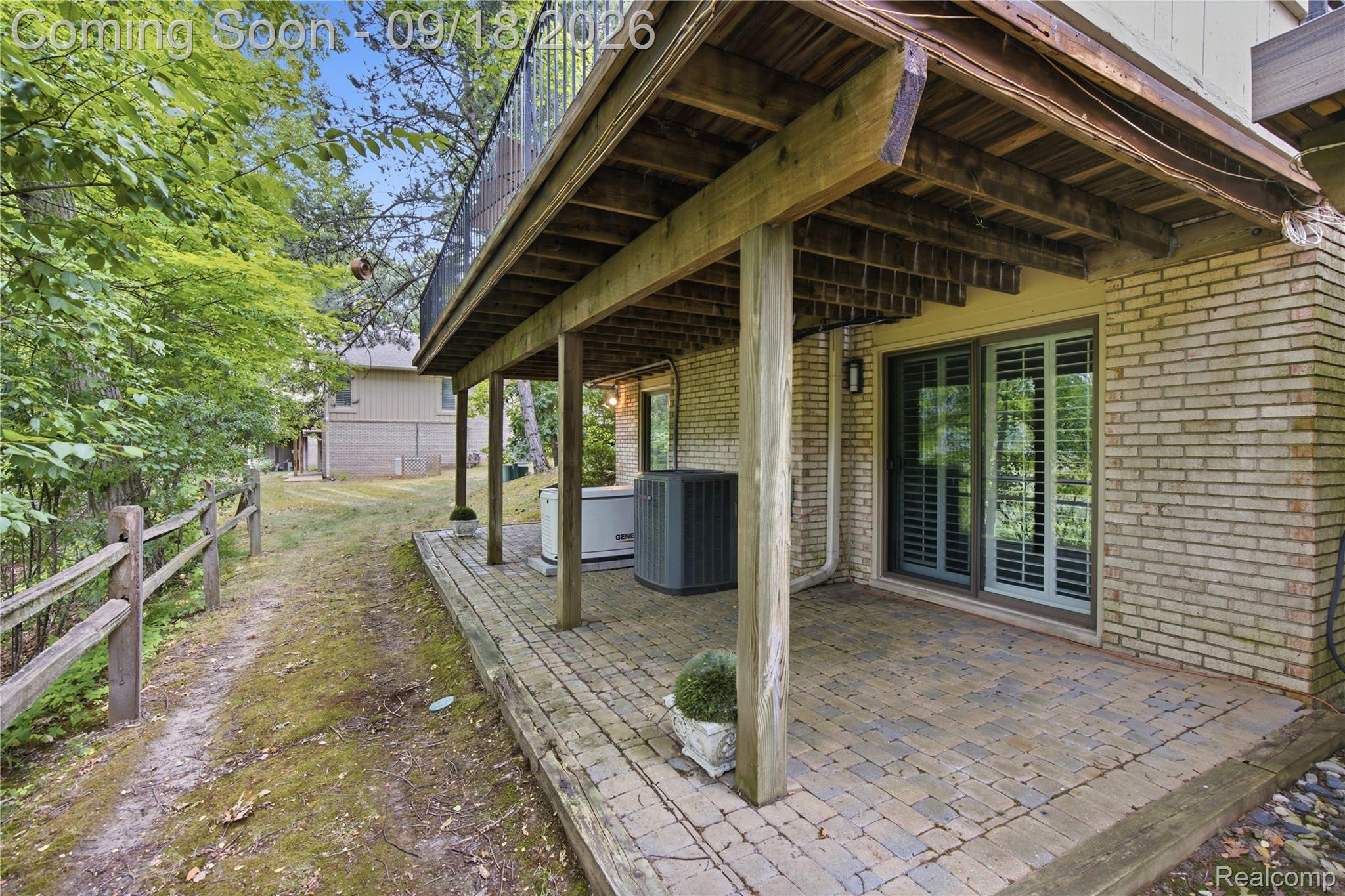 1123 Ivyglen Circle