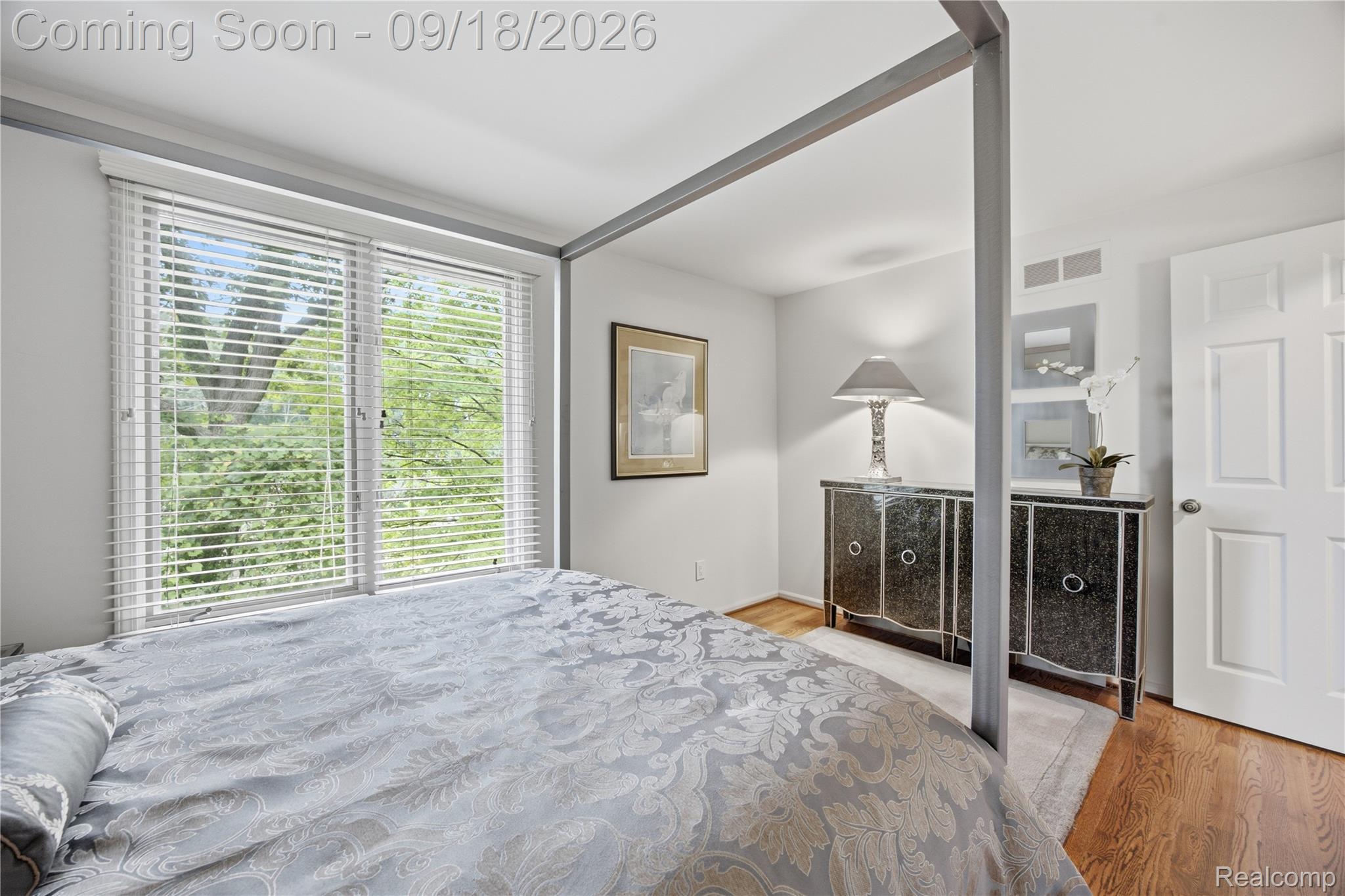 1123 Ivyglen Circle