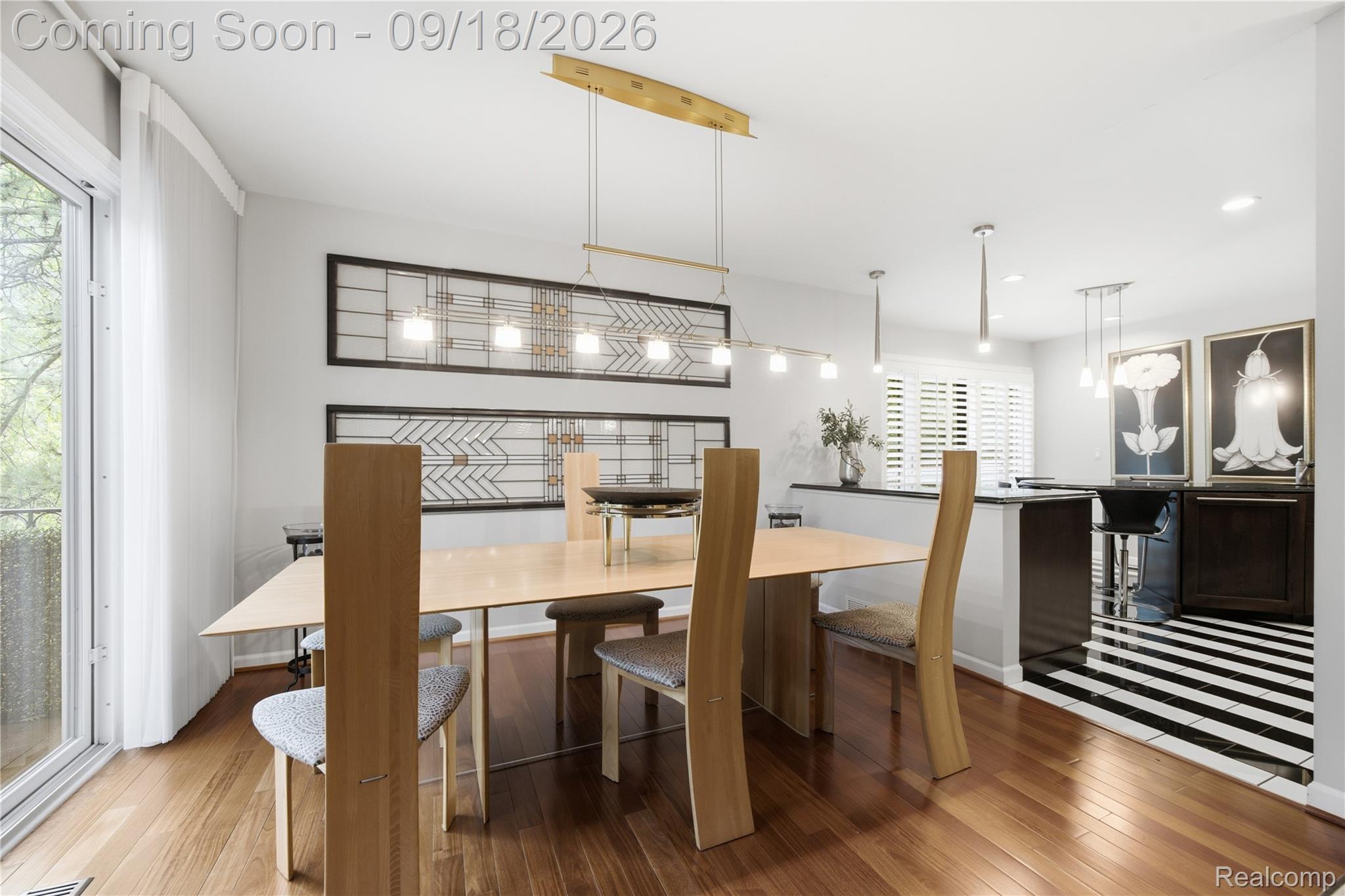1123 Ivyglen Circle