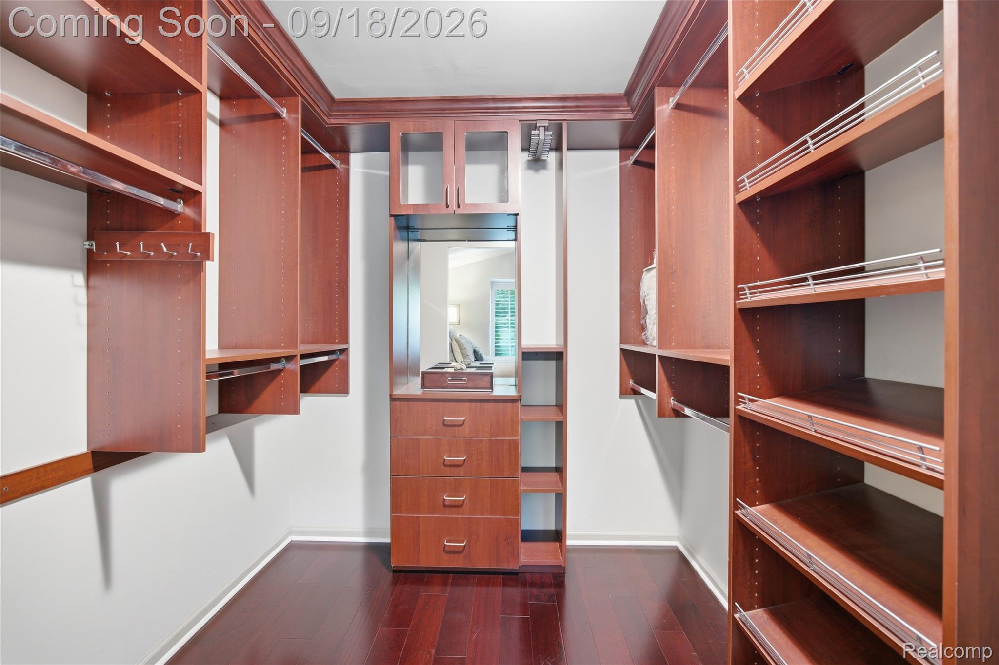 1123 Ivyglen Circle
