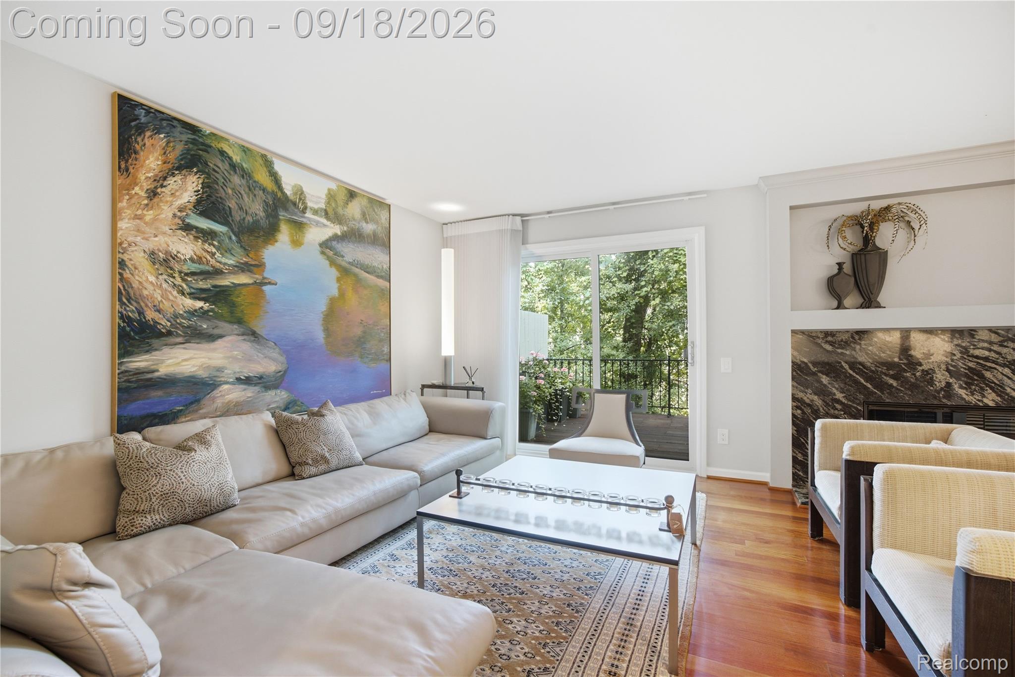 1123 Ivyglen Circle