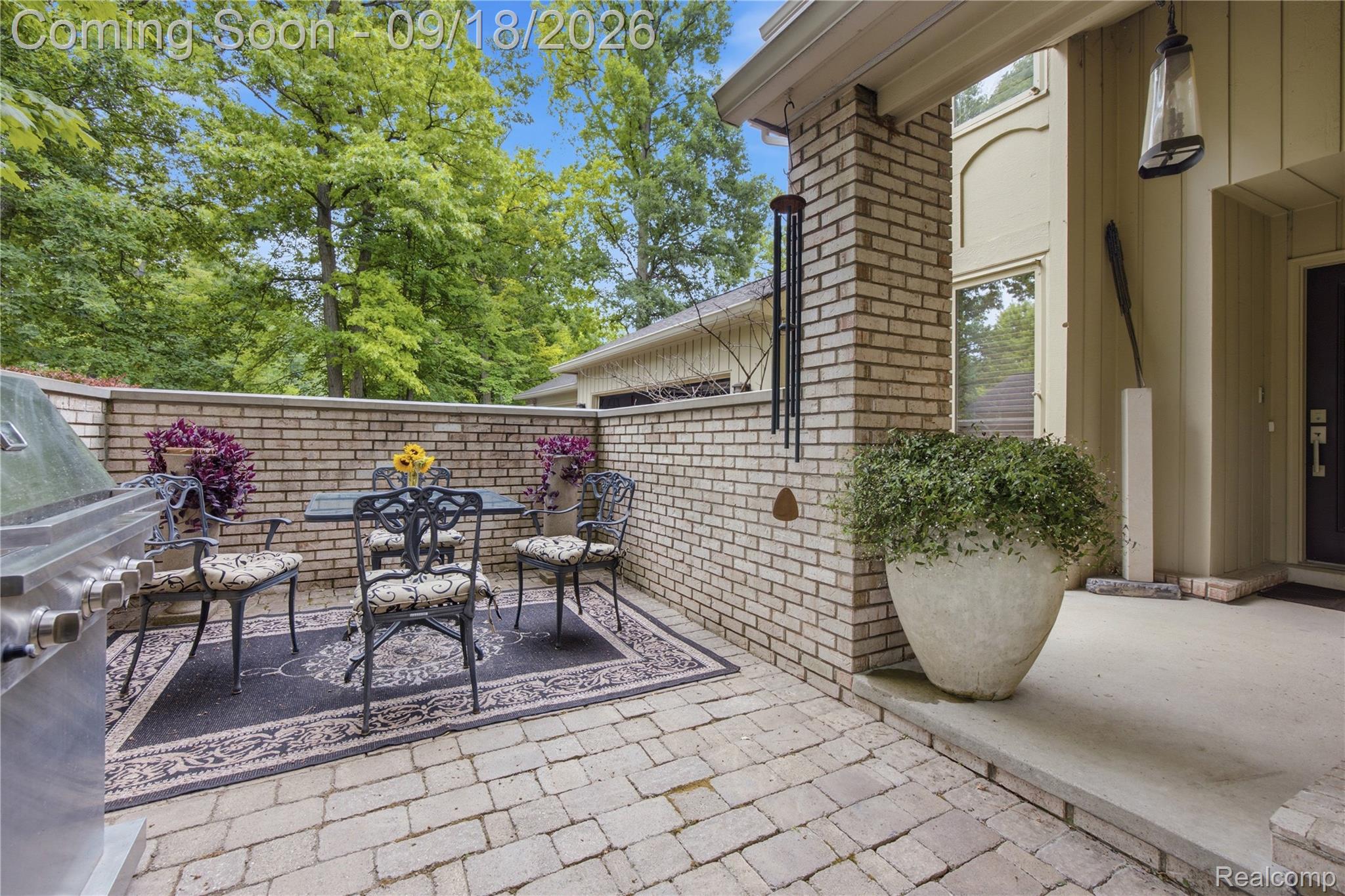 1123 Ivyglen Circle