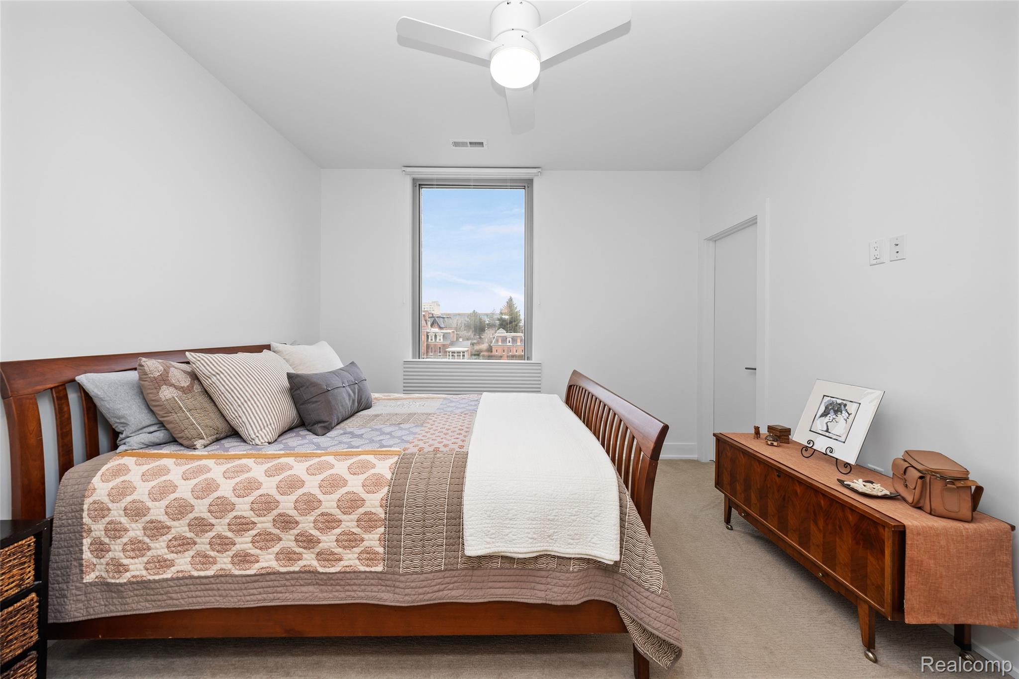 2814 John R