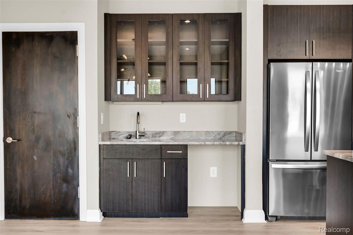 438 Selden Street Unit: 202