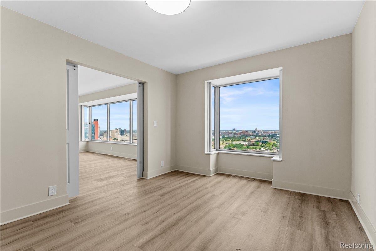 1300 E Lafayette Street Unit: 2810-12