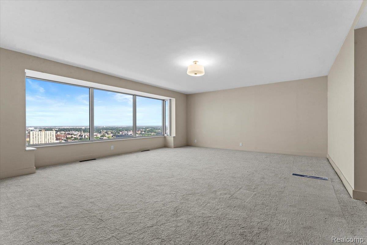 1300 E Lafayette Street Unit: 2810-12