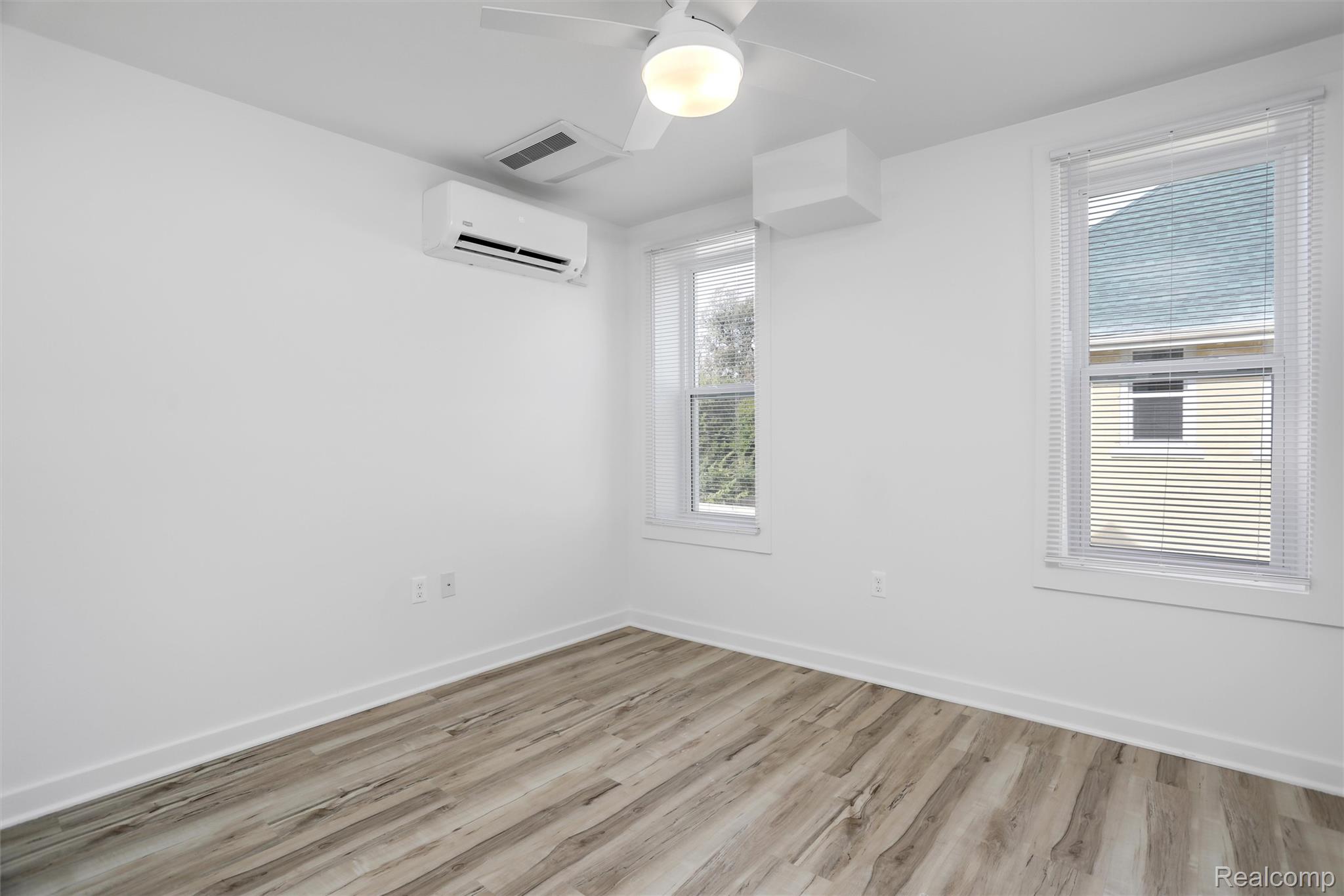 799 East Grand Boulevard Unit: 9