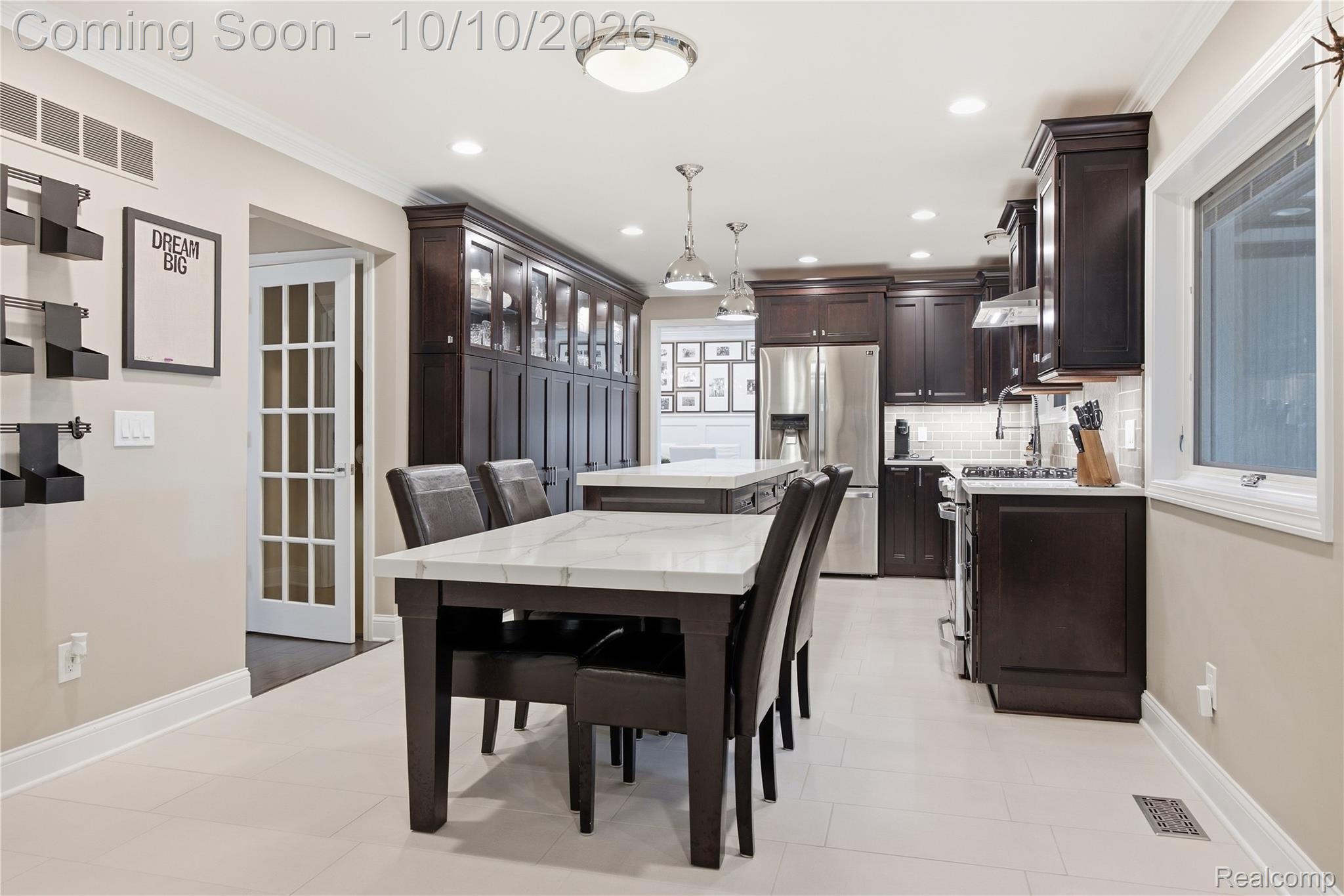 2263 Chippenham