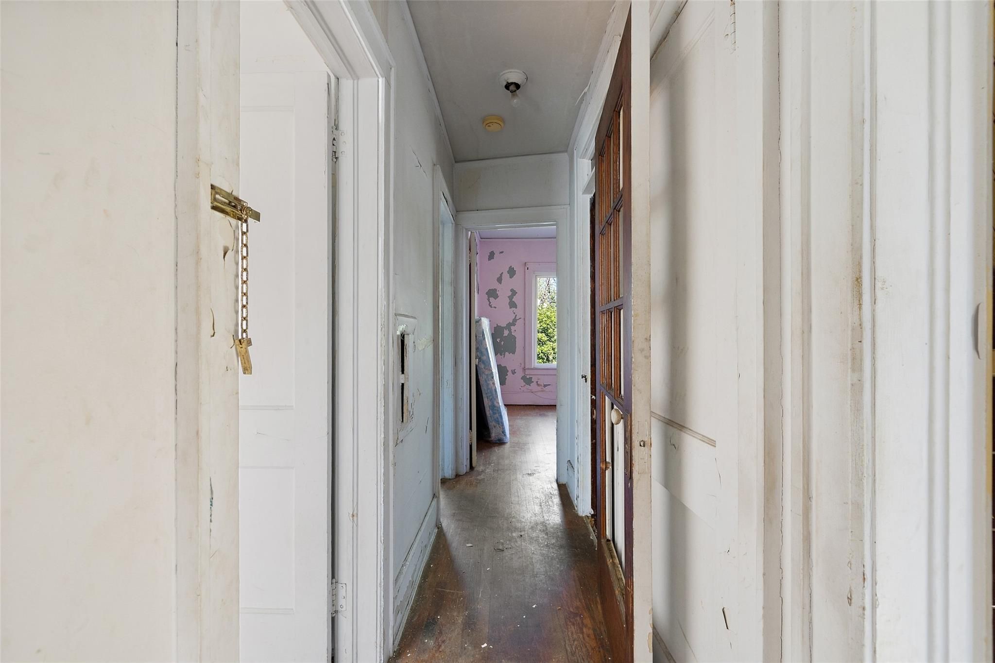 3239 MONTGOMERY Street