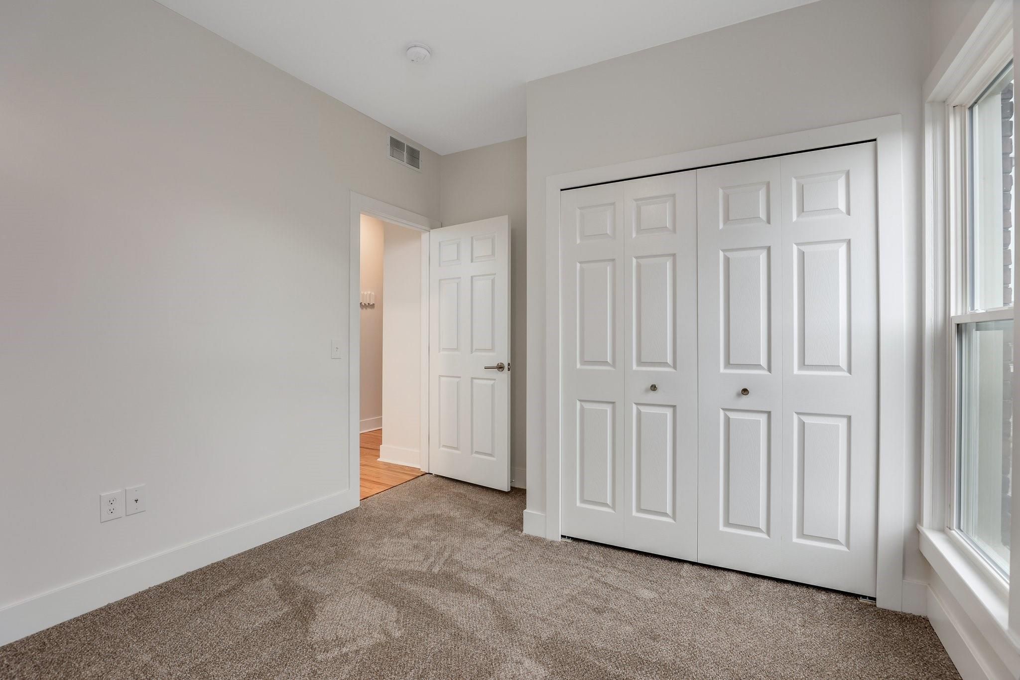 89 W Philadelphia Street Unit: 5