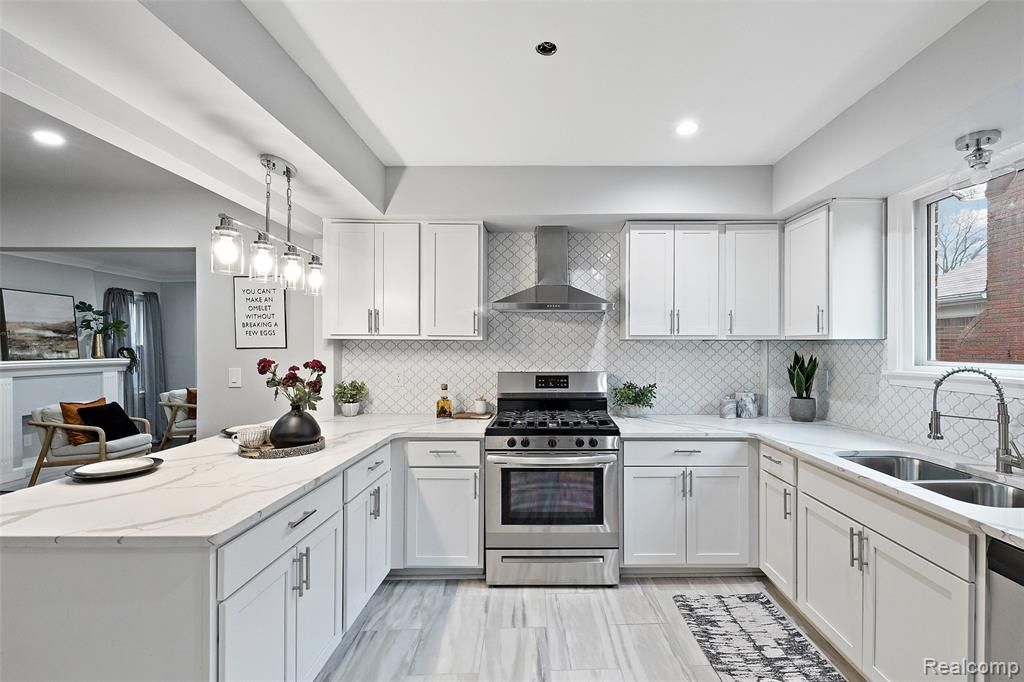 17606 SANTA ROSA Drive