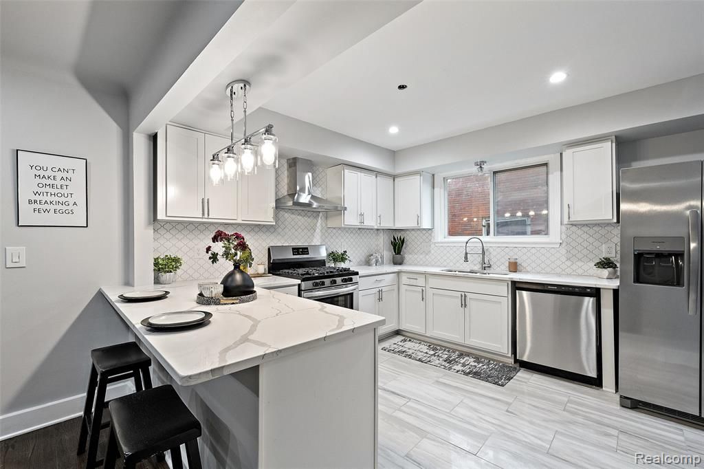 17606 SANTA ROSA Drive