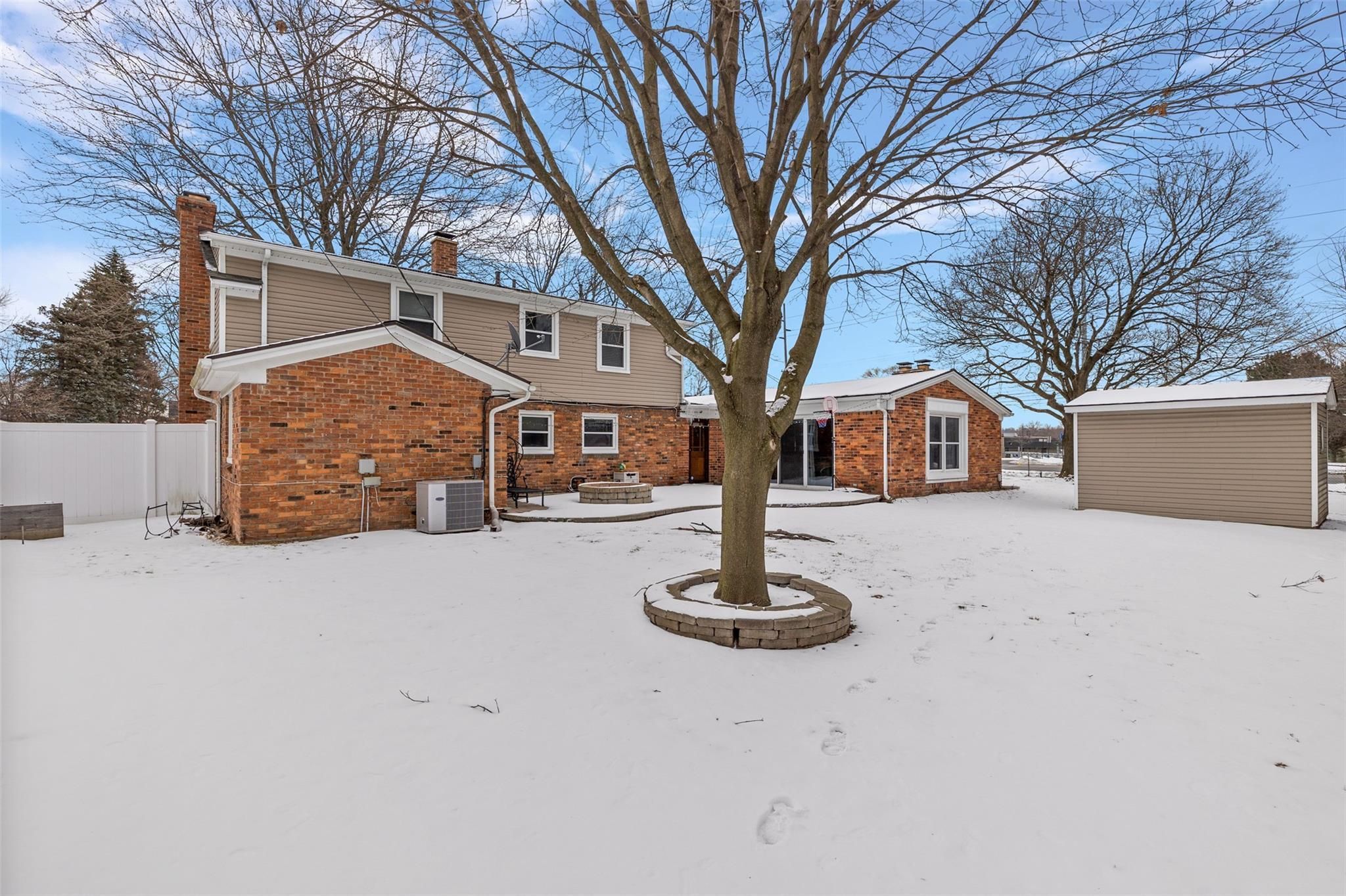 27815 KENDALLWOOD Drive